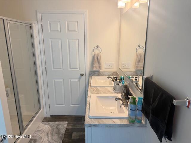 100542049 | Photo 36