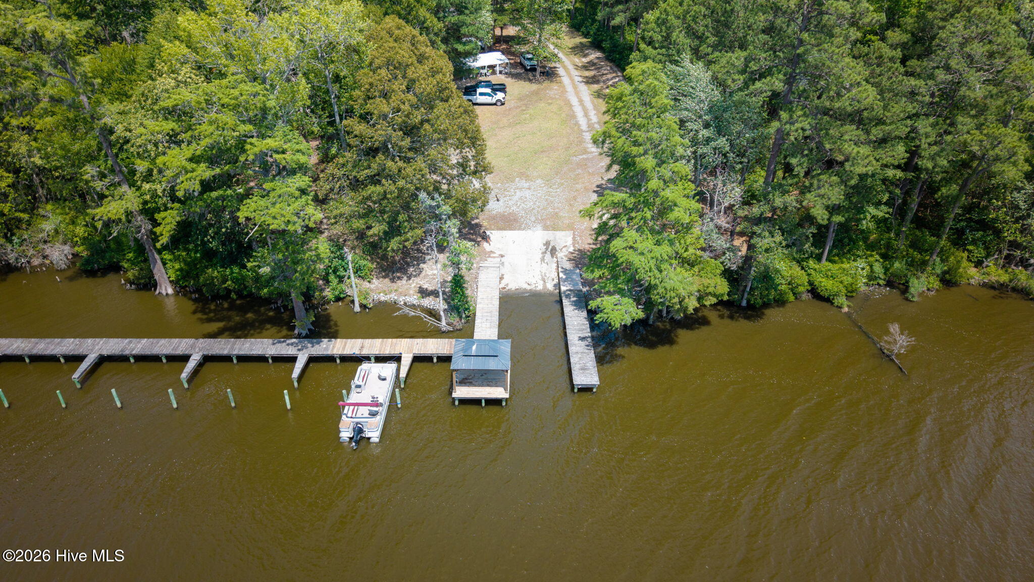 Bethel Creek community boat ramp and pier