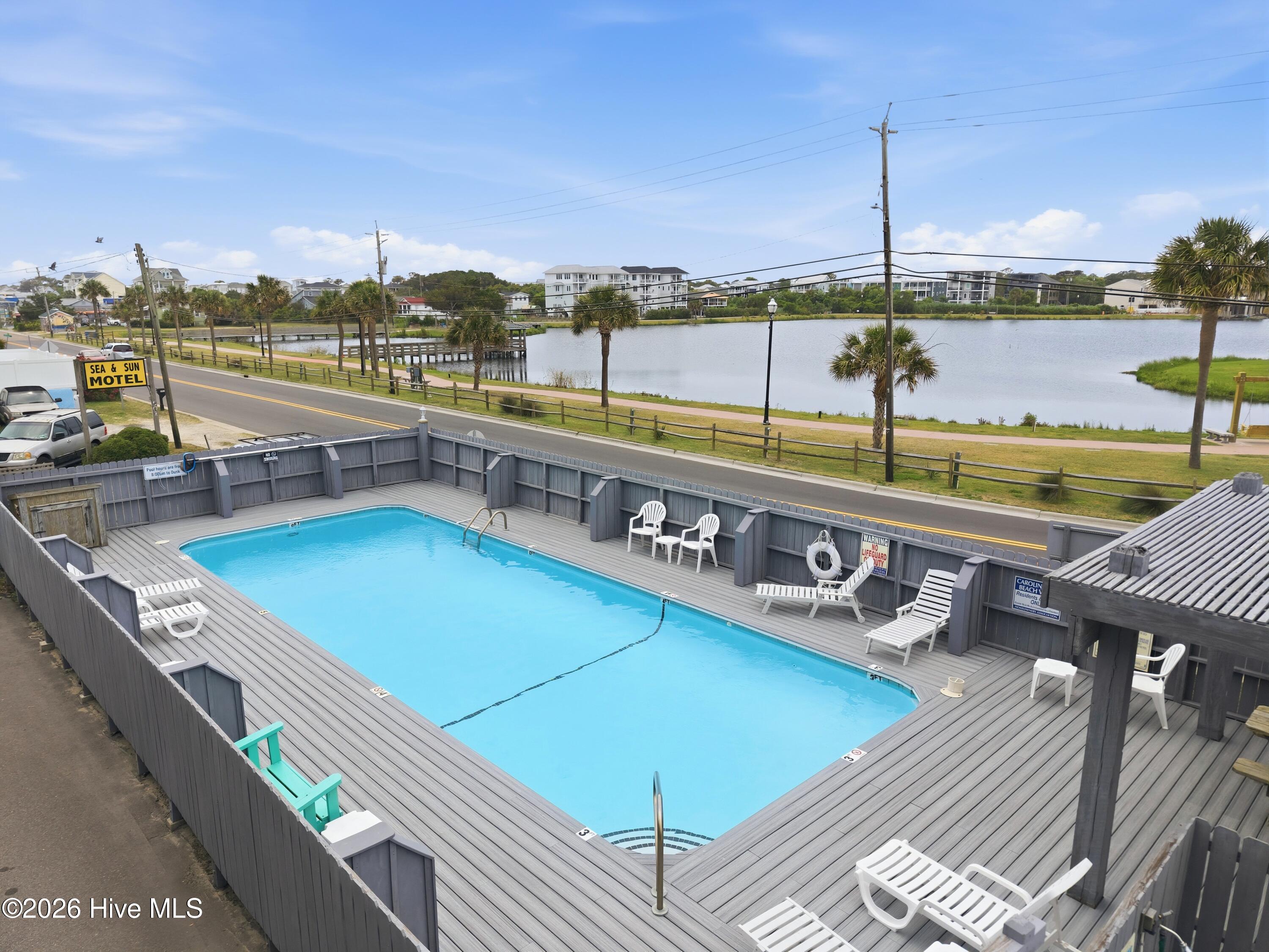 100580752 | Photo 20