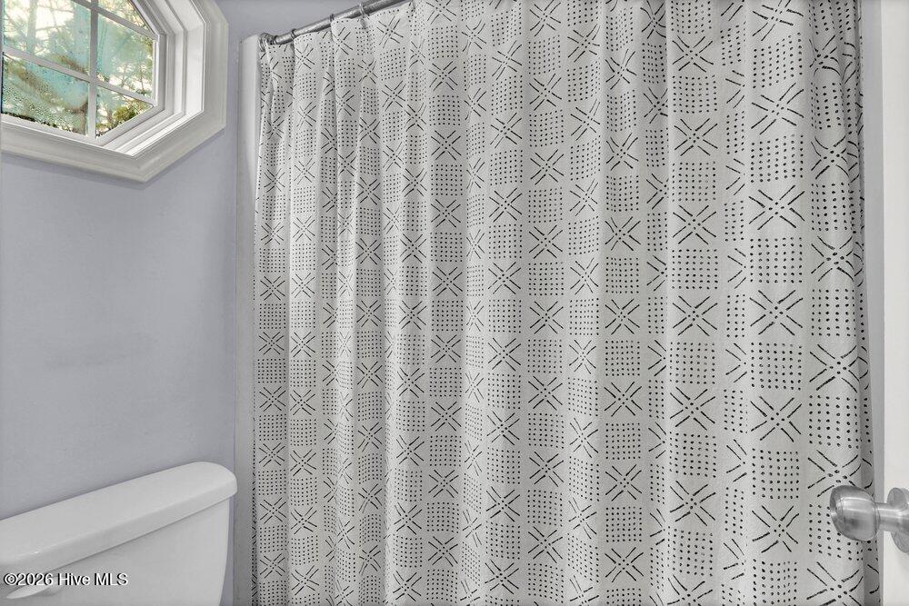 100551608 | Photo 20