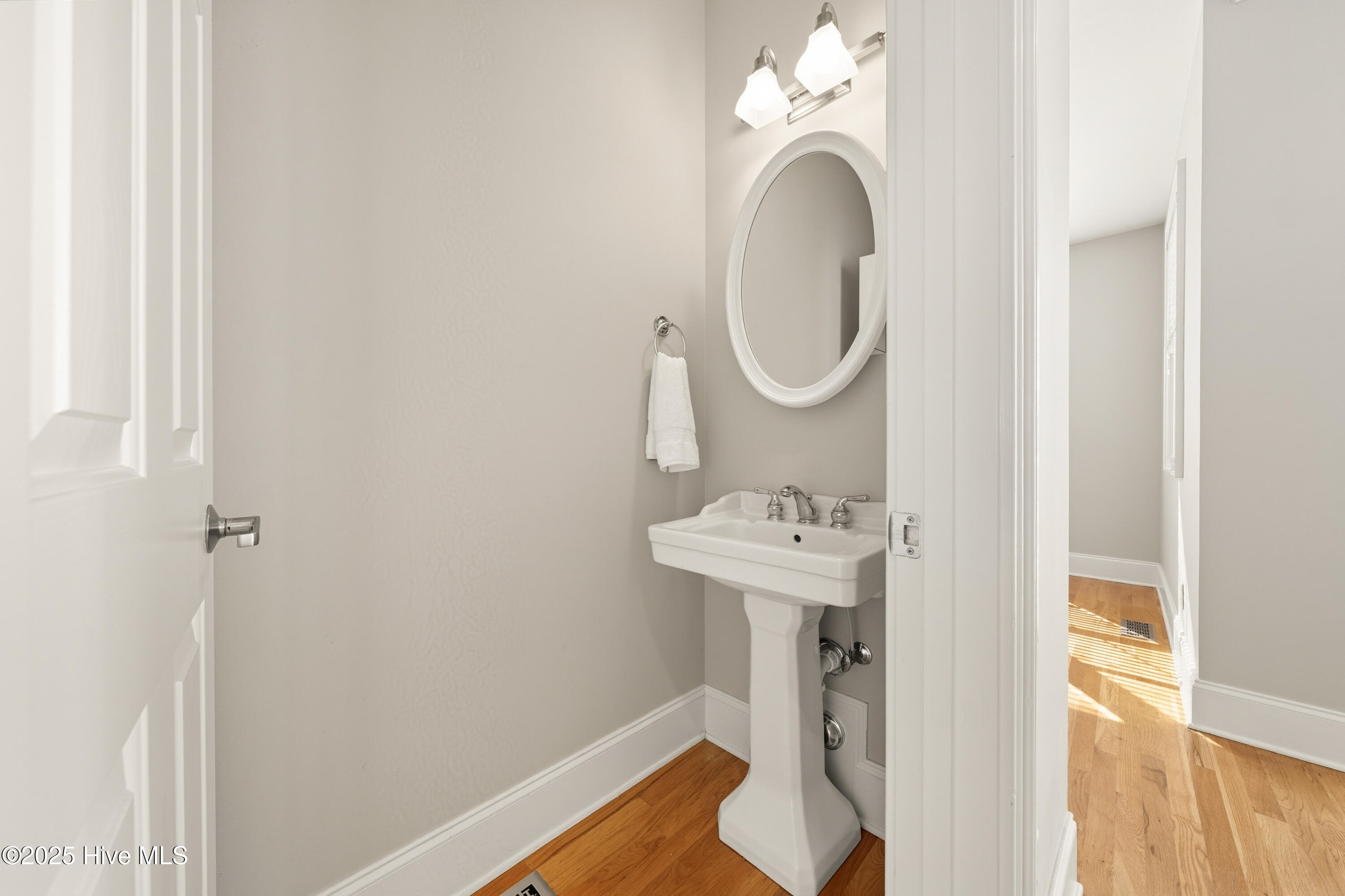 100527237 | Photo 20