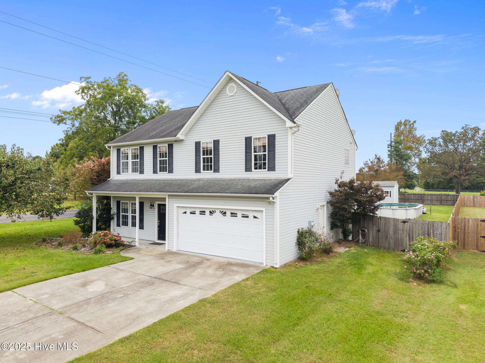 Homes for sale in Beulaville, NC | 101 Loyd Ln, Beulaville, NC 28518 | MLS# 100529189