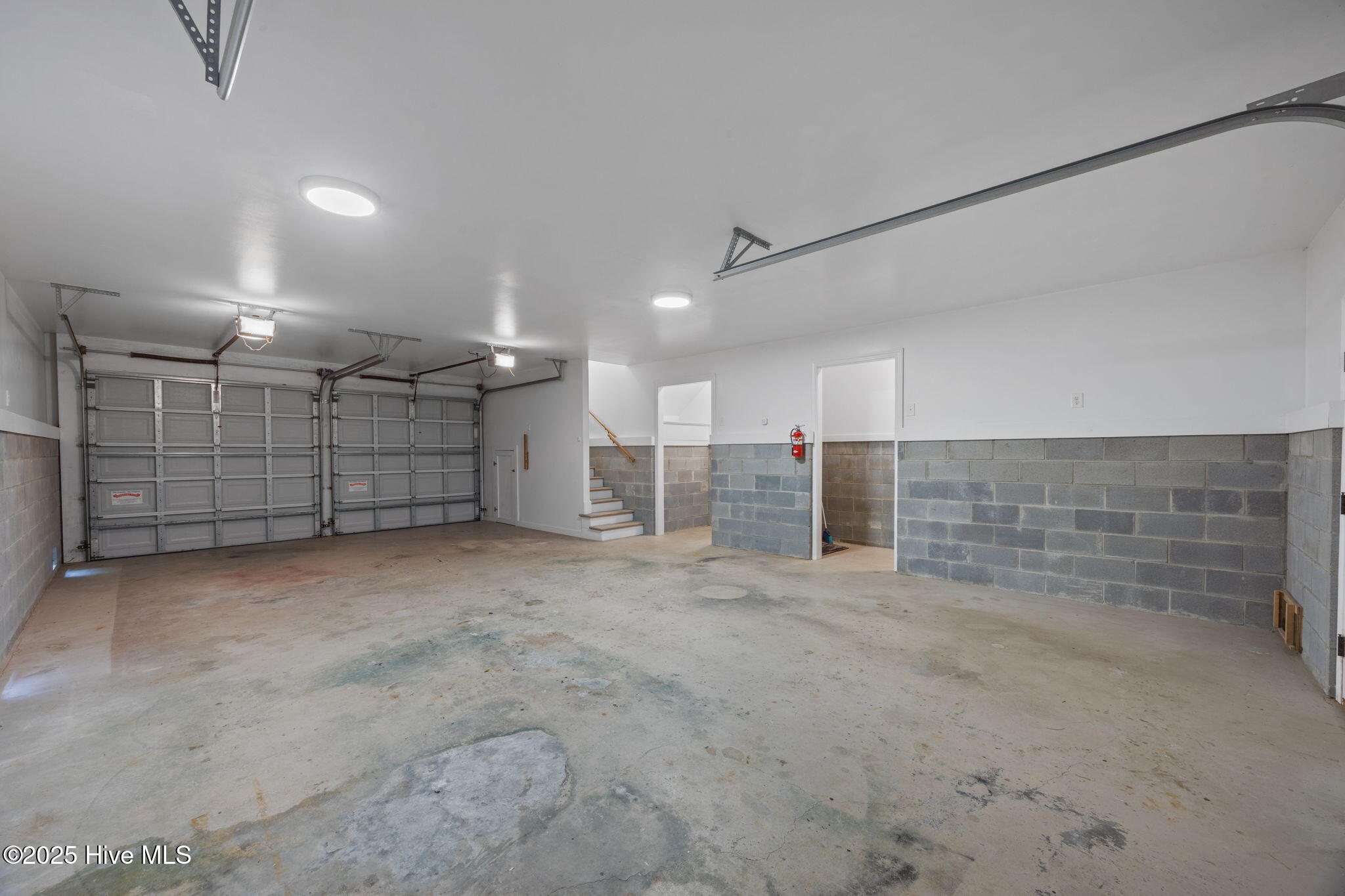 402 Whittaker Point Road,Oriental