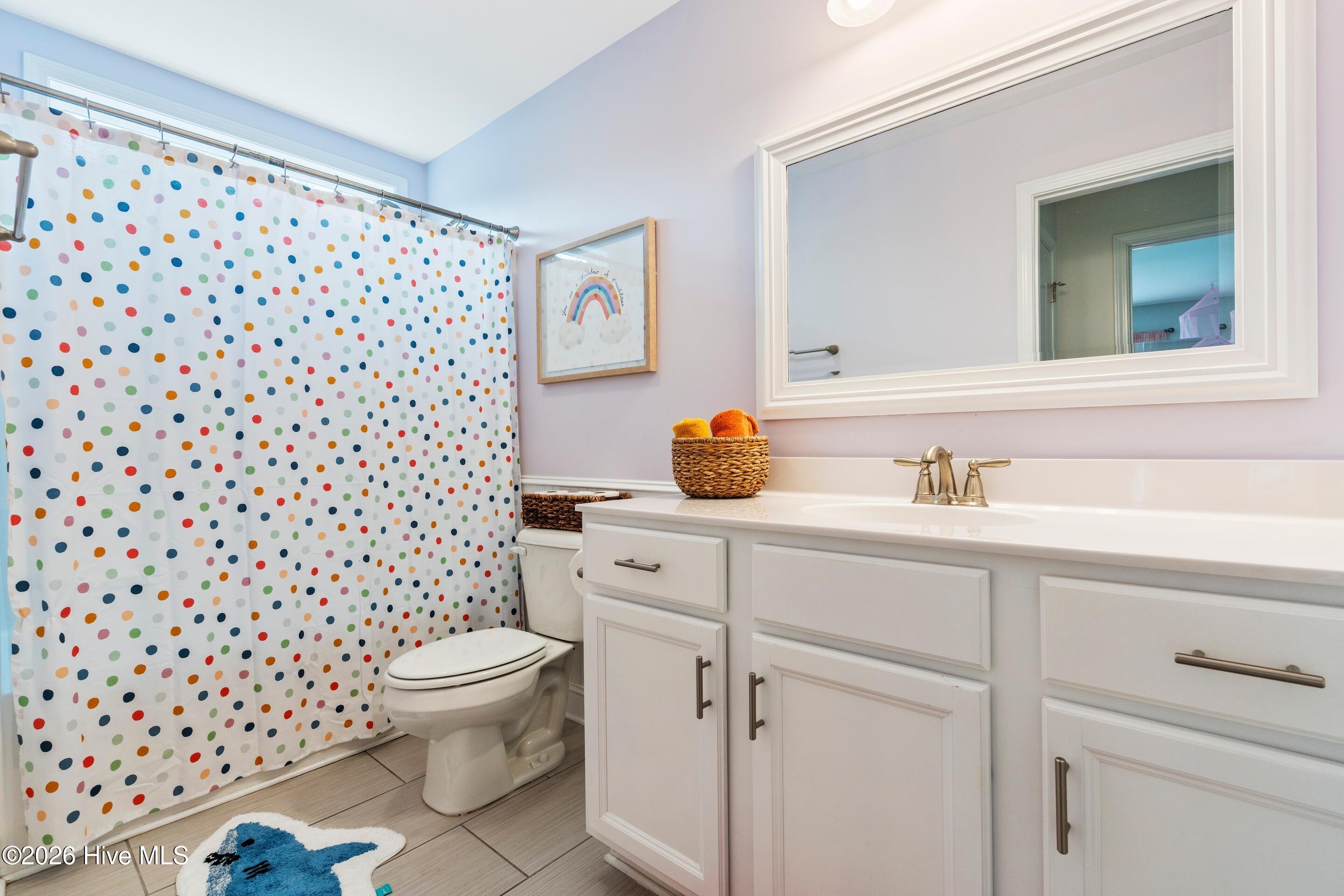 100549435 | Photo 33