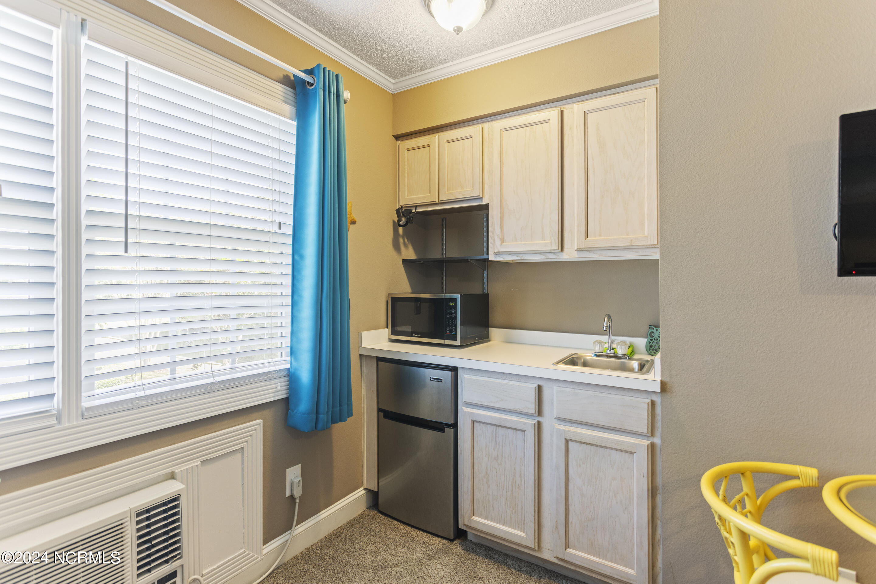 100467588 | Photo 32