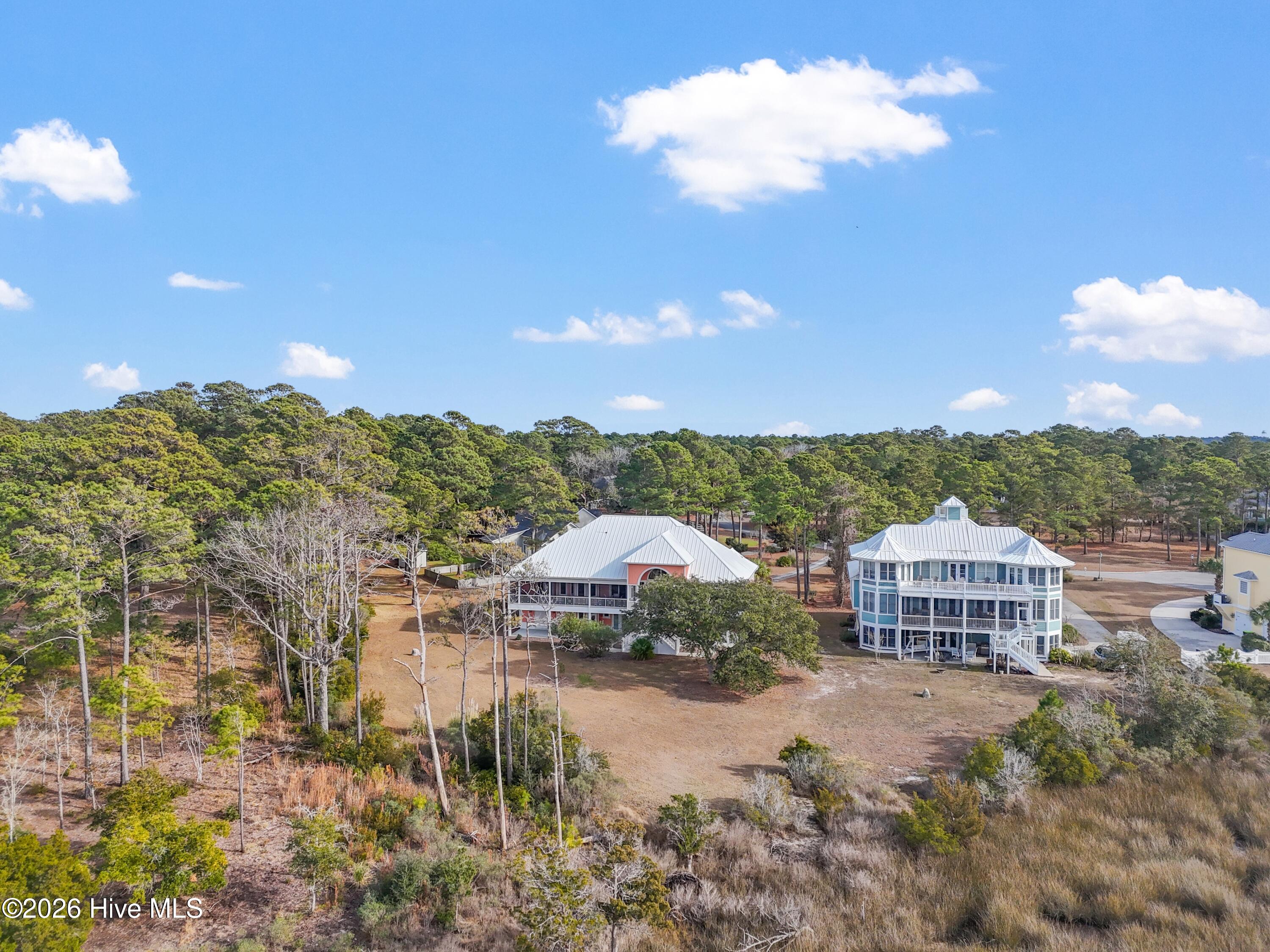 100549658 | Photo 86