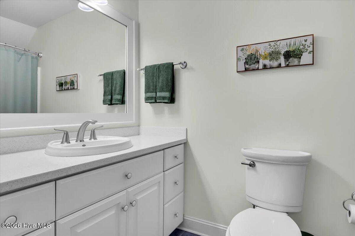 100556274 | Photo 42