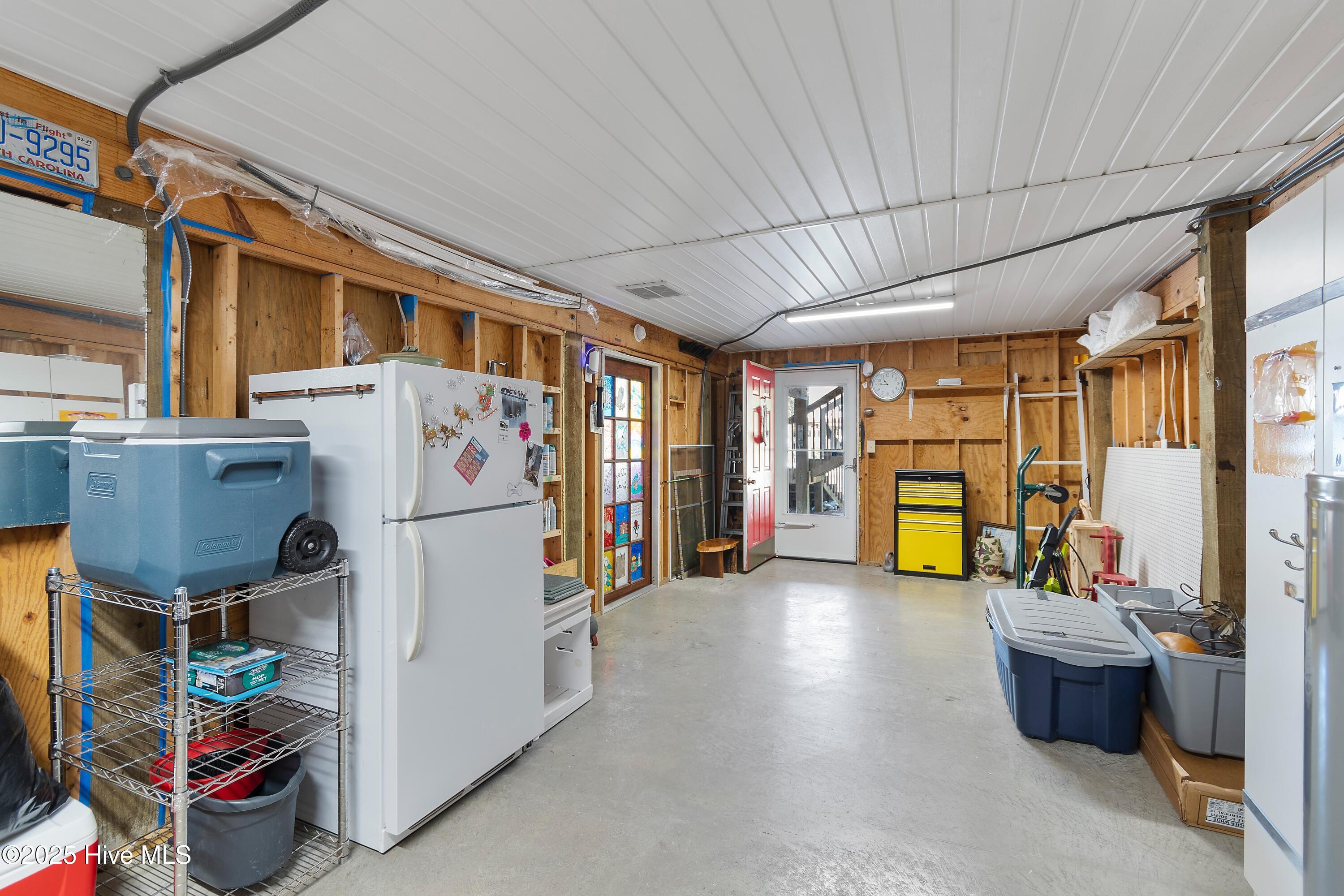 100542990 | Photo 60