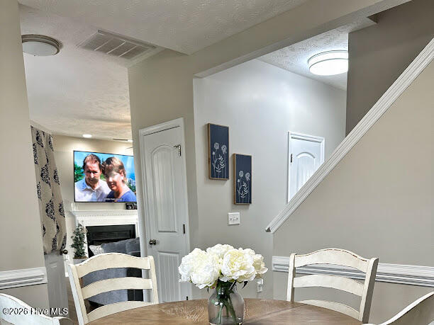 100560235 | Photo 19