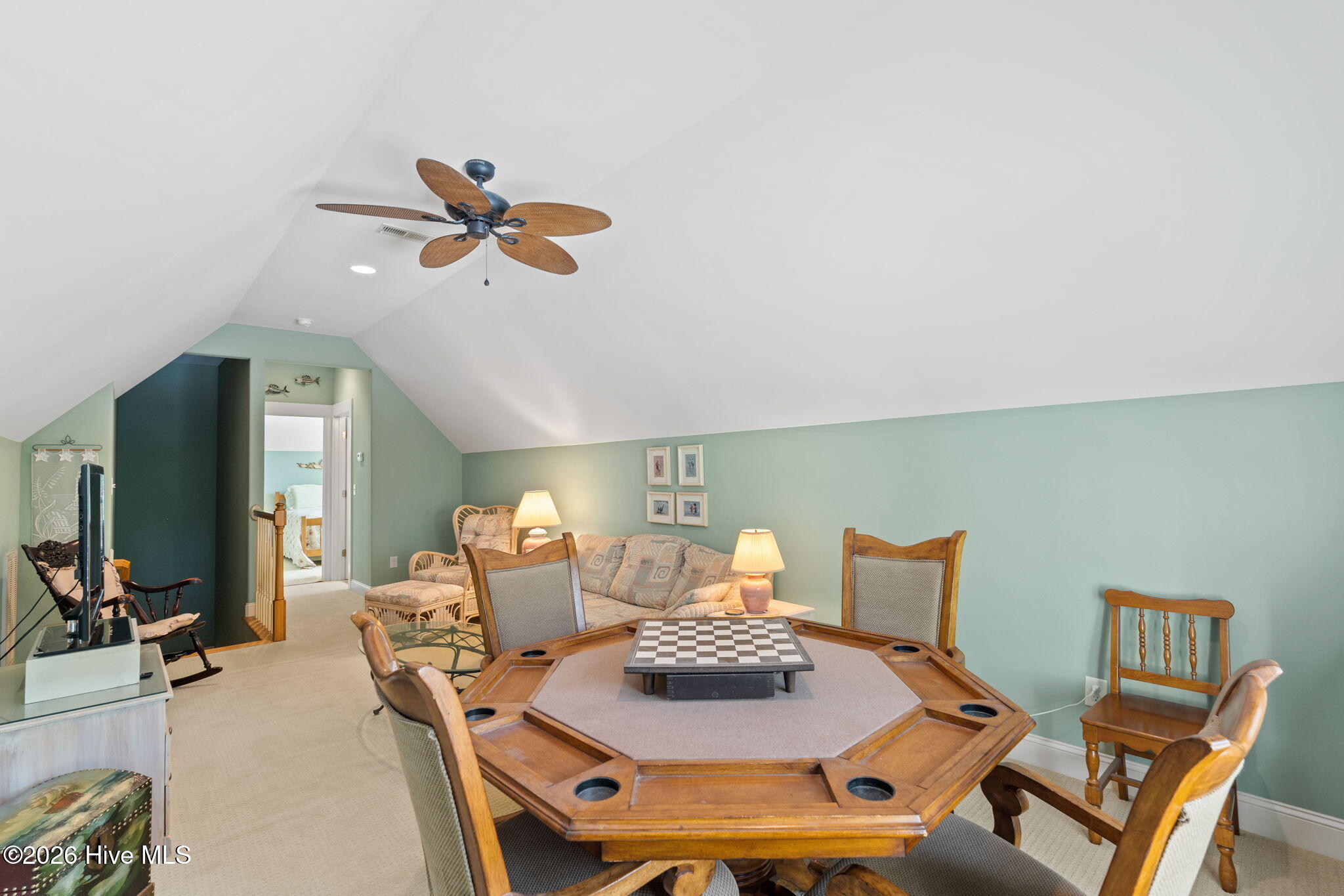 100567899 | Photo 59