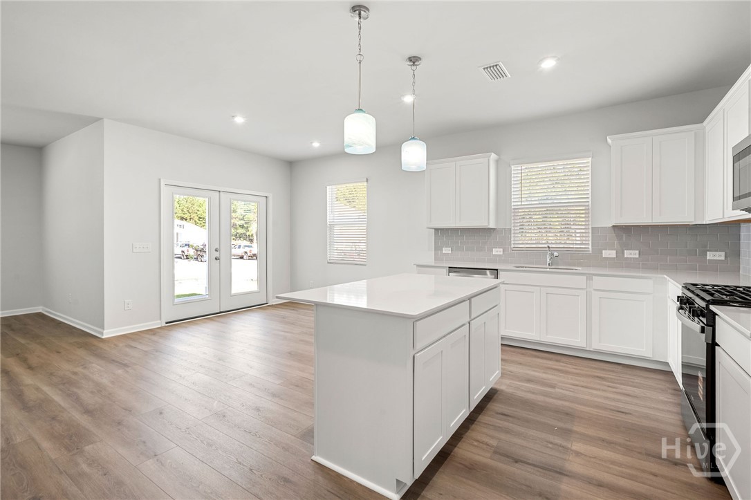 Homes for sale in Richmond Hill, GA | 324 Crosstown Ave, Richmond Hill, GA 31324 | MLS# SA347831