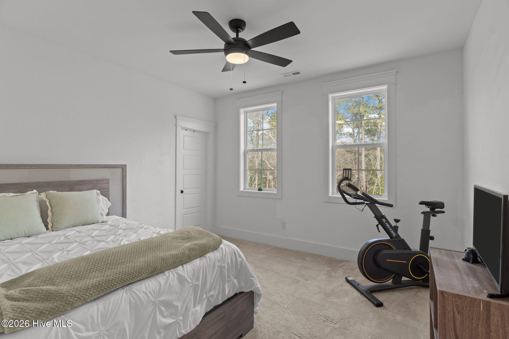 100552247 | Photo 34