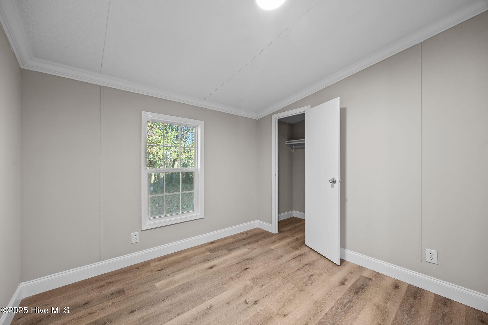 100546418 | Photo 27