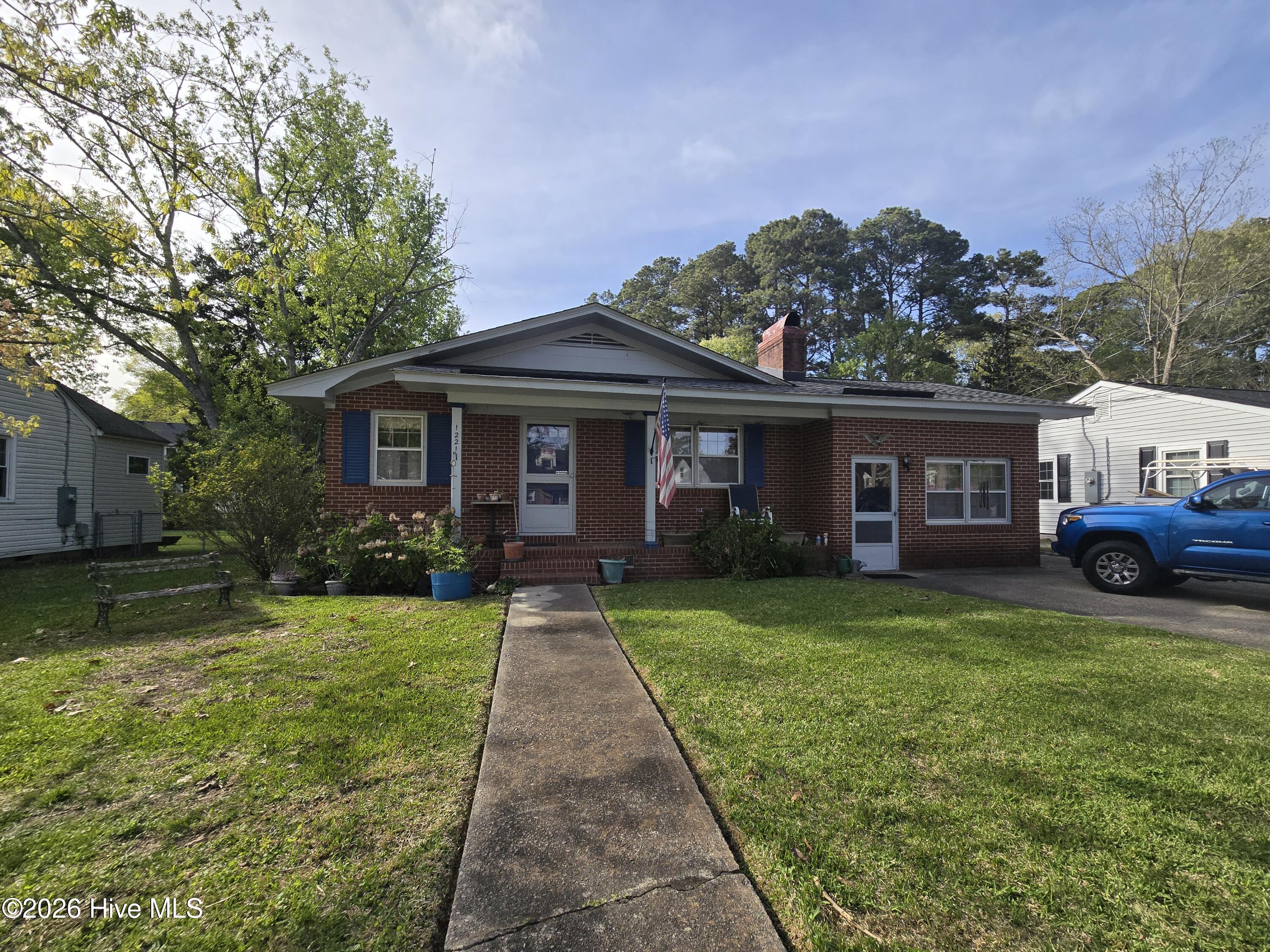 1221 Crescent Drive, Elizabeth City, NC, 27909