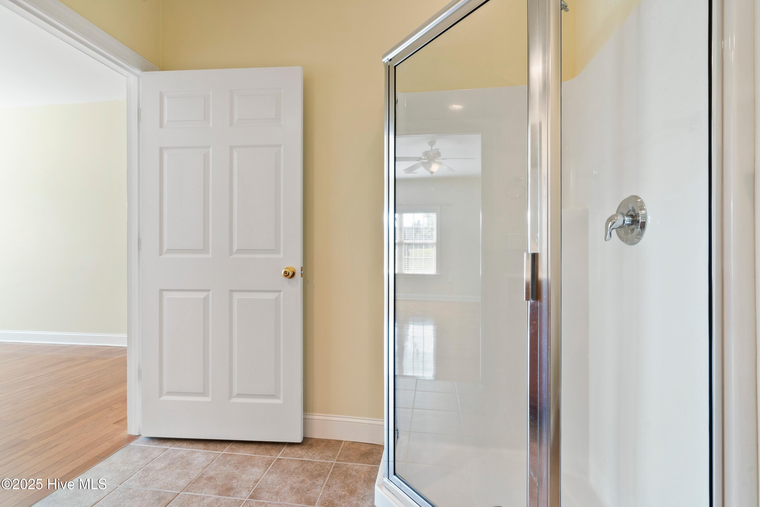 100536985 | Photo 20