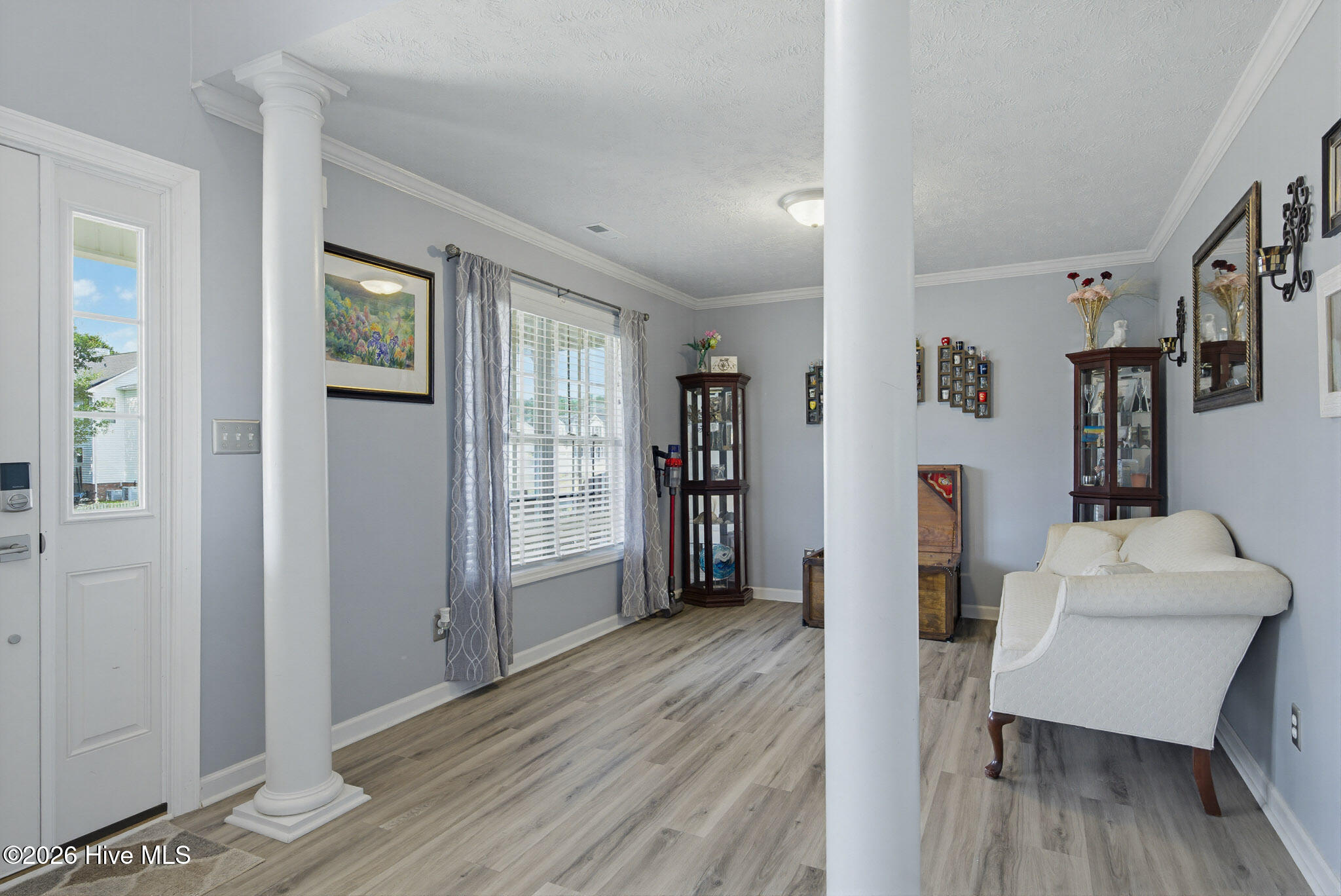 303 E Regent Court,Jacksonville