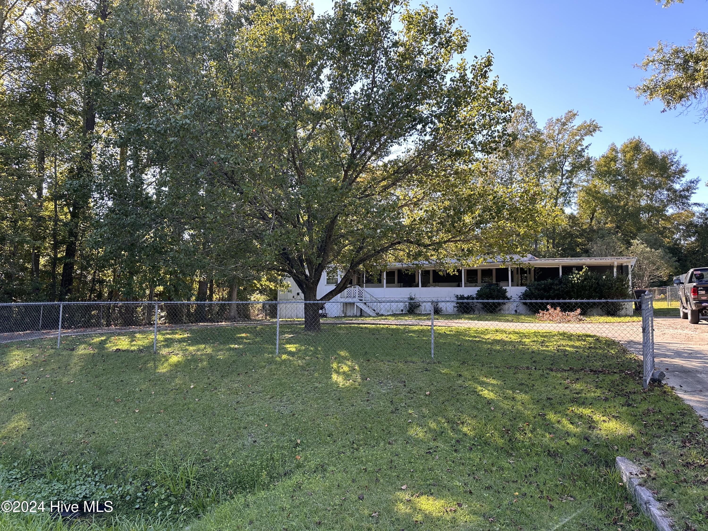 120 Youpon Drive, Hubert, NC 28539 – photo 2: IMG-0224