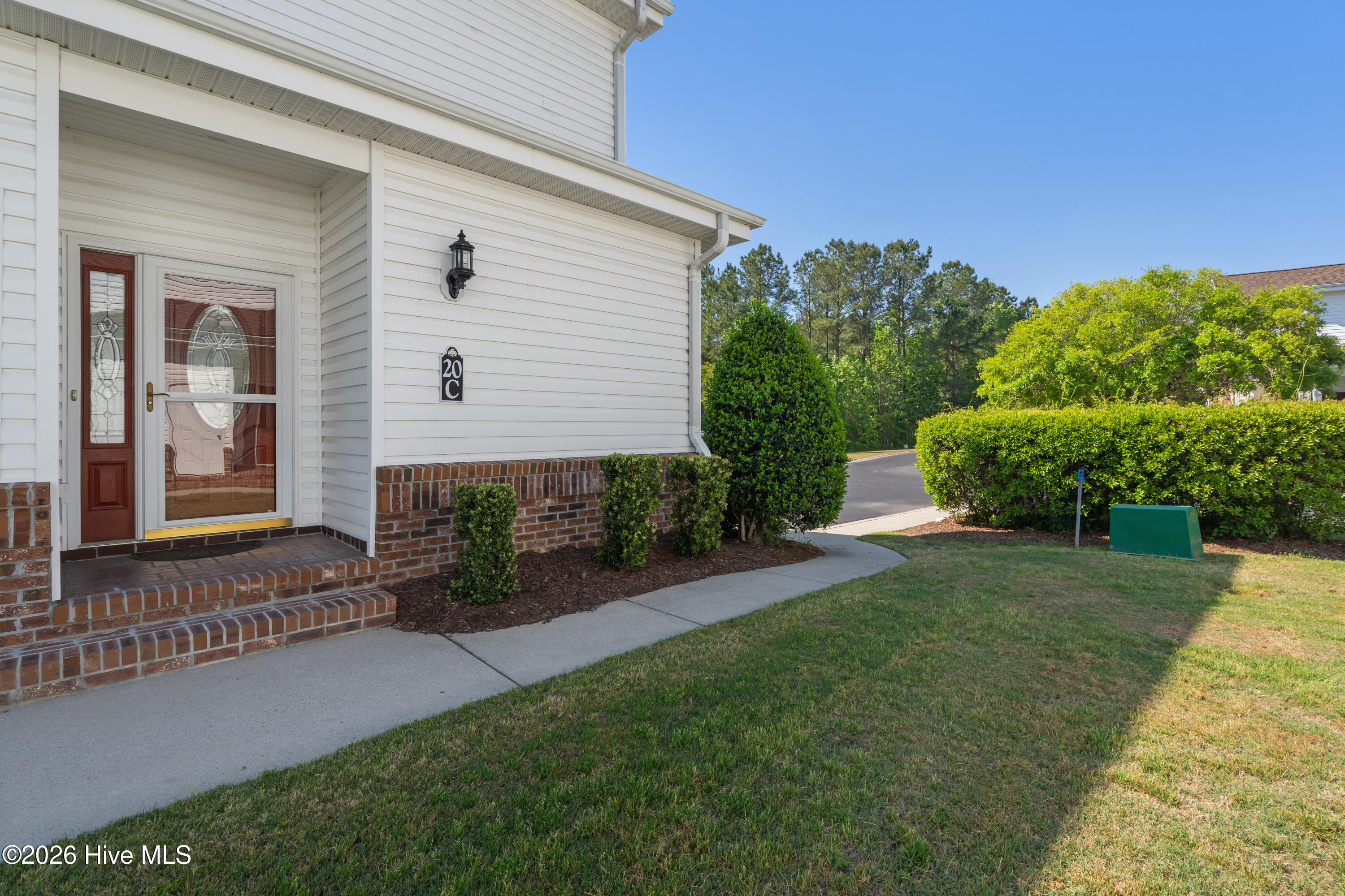 100567546 | Photo 28