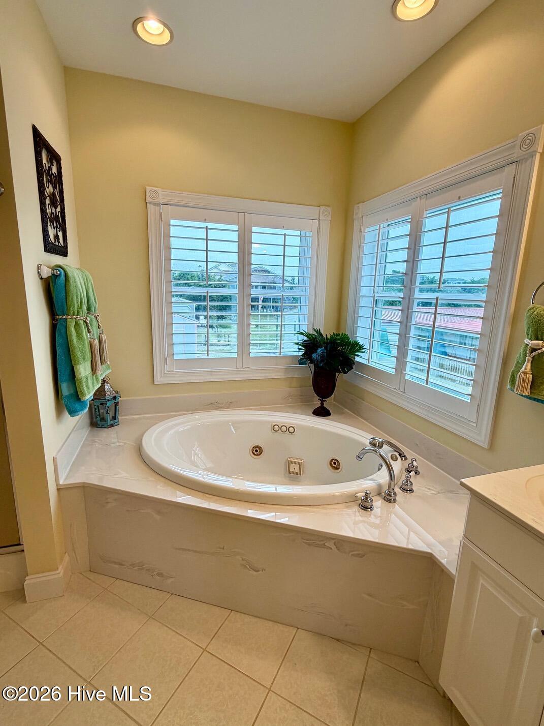 8526 Ocean View Drive,Emerald Isle