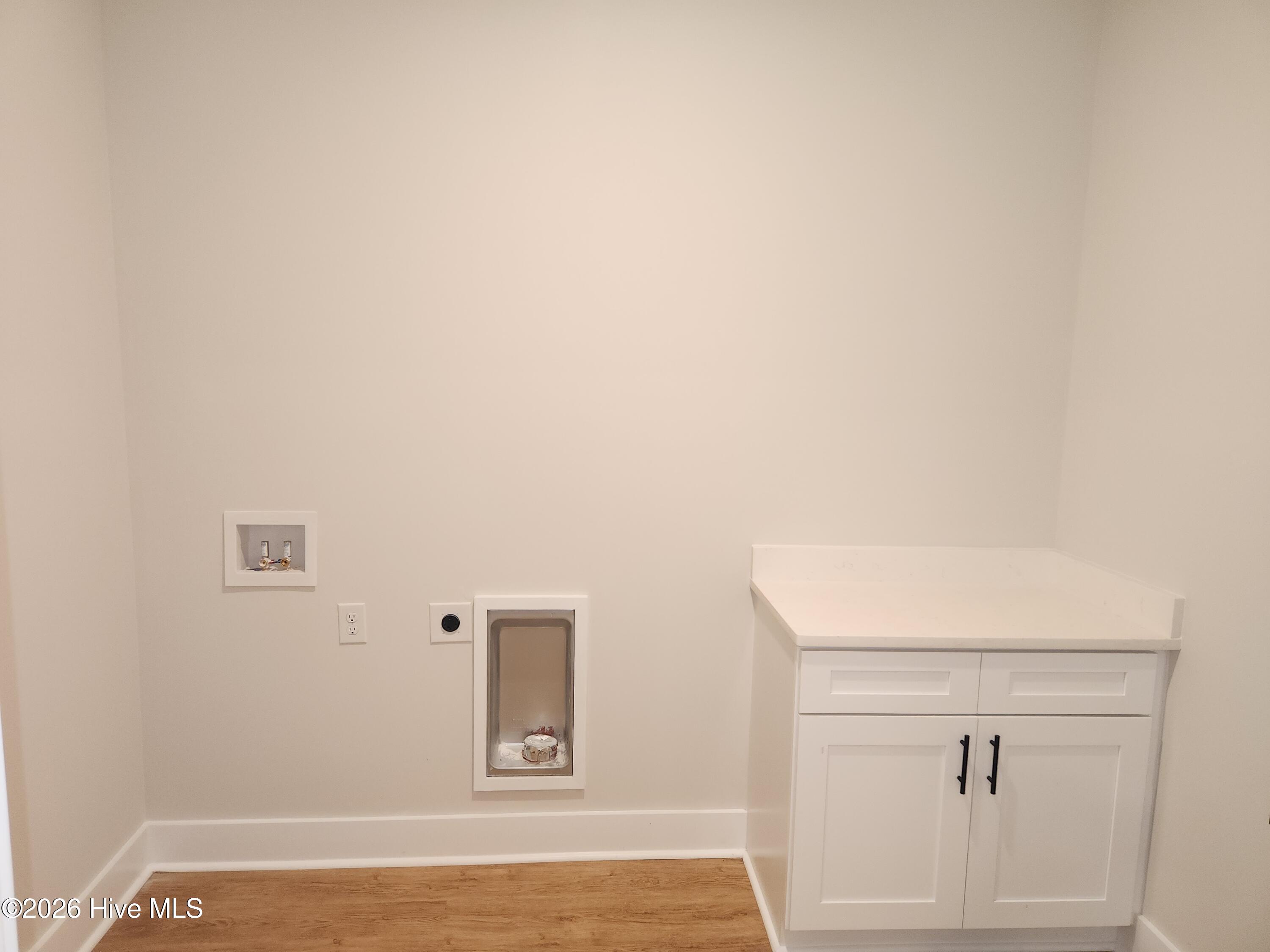 100559285 | Photo 37