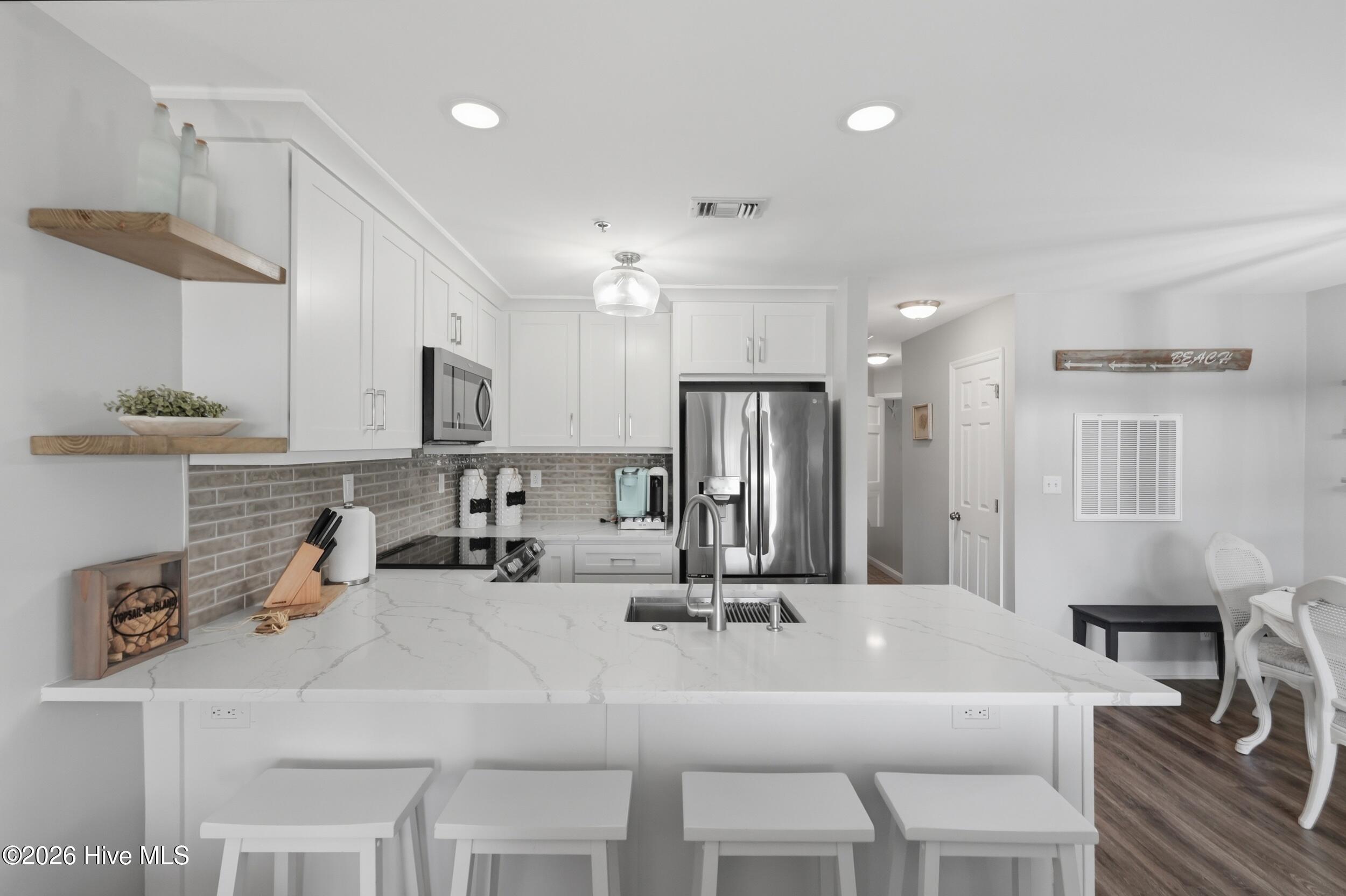 100560519 | Photo 27