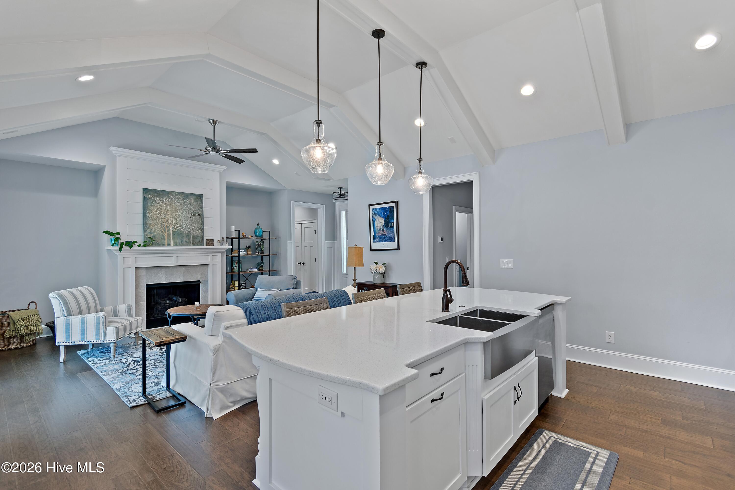 100552502 | Photo 19