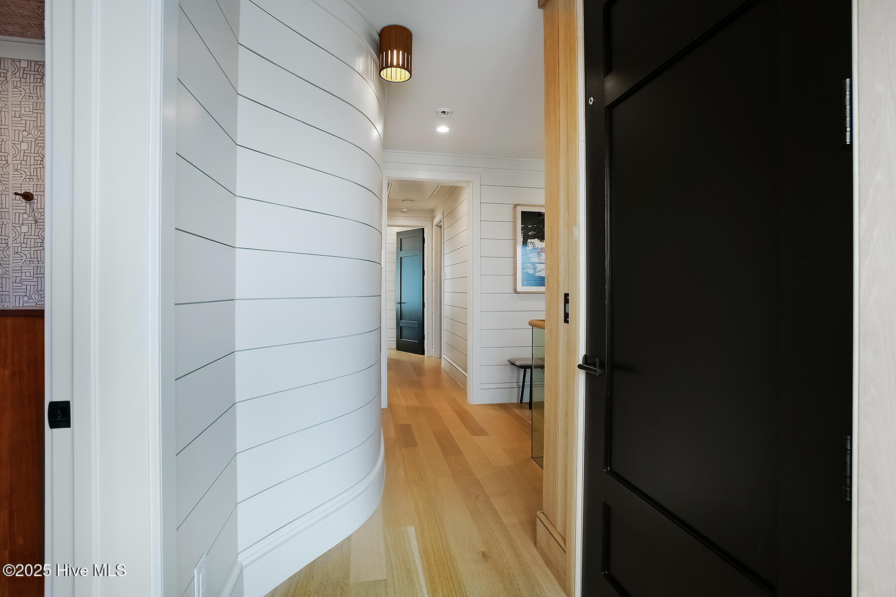 100528983 | Photo 31