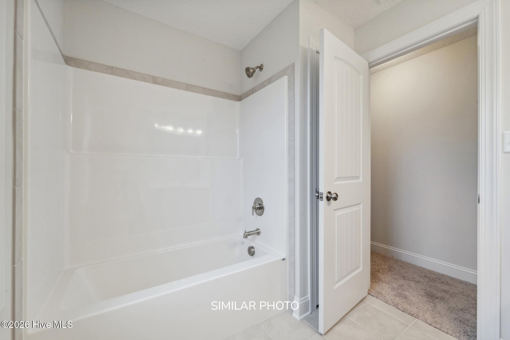 100556220 | Photo 36