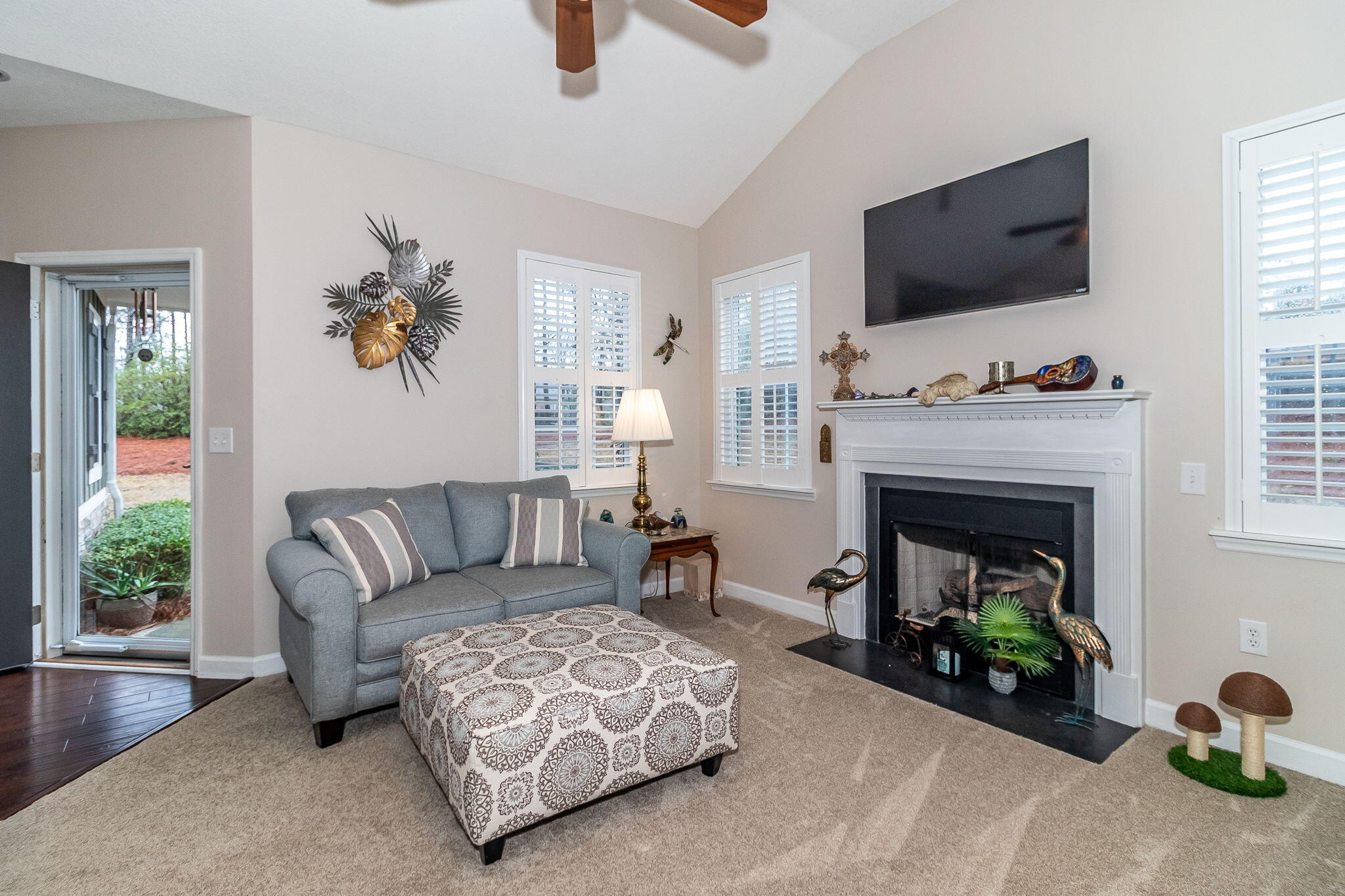 10-web-or-mls-BROOKSTONE WAY NEW INT. ©-