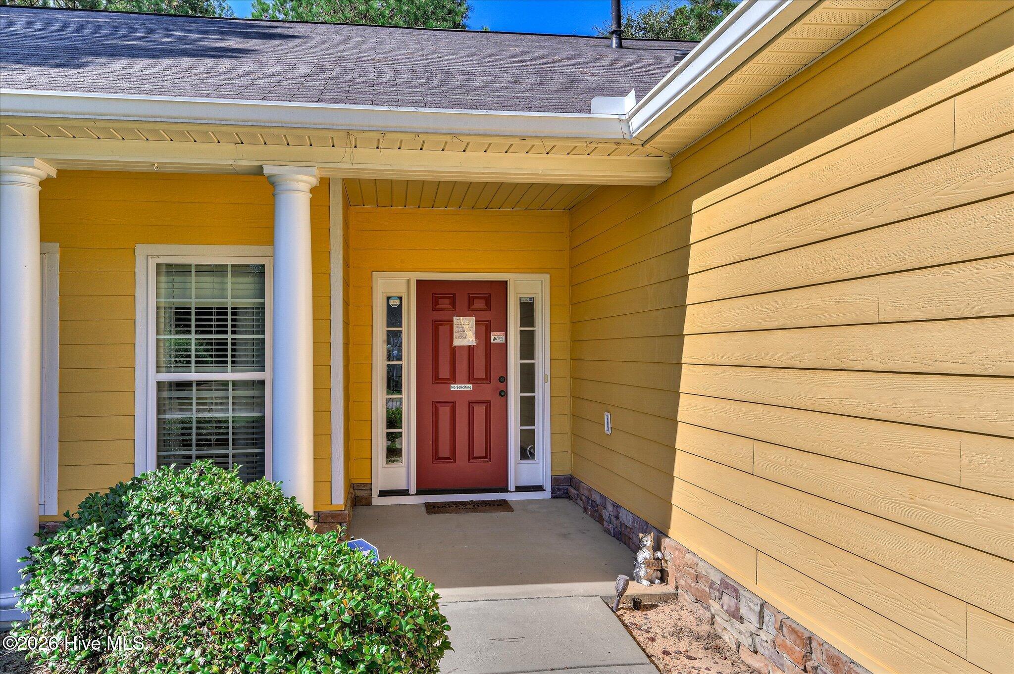 Photo 4 of Single family home for sale at 300 Foxchase Cir, North Augusta, SC 29860 | MLS# 100607568 | Listing updated on 2026-10-01