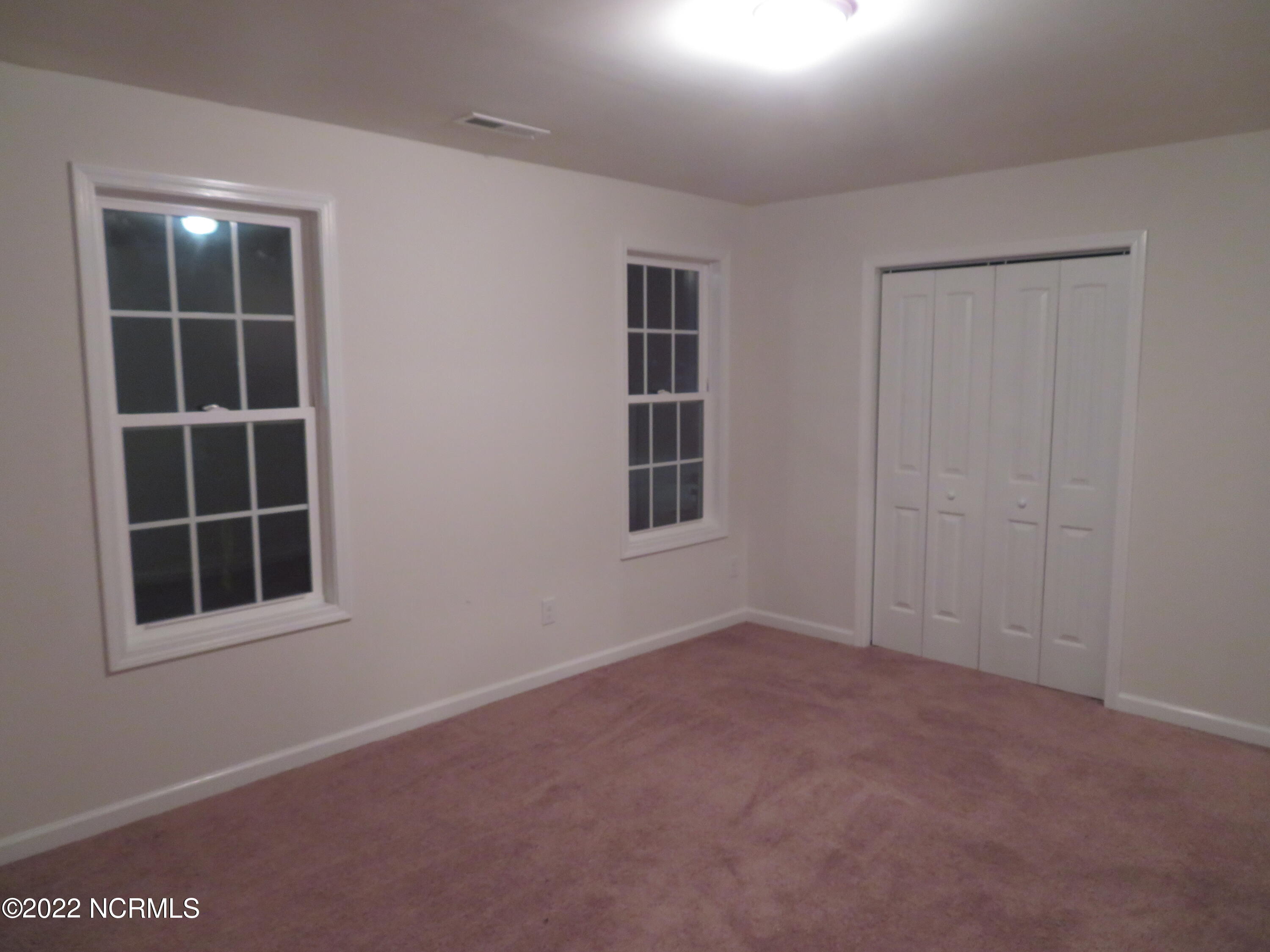 100548375 | Photo 11