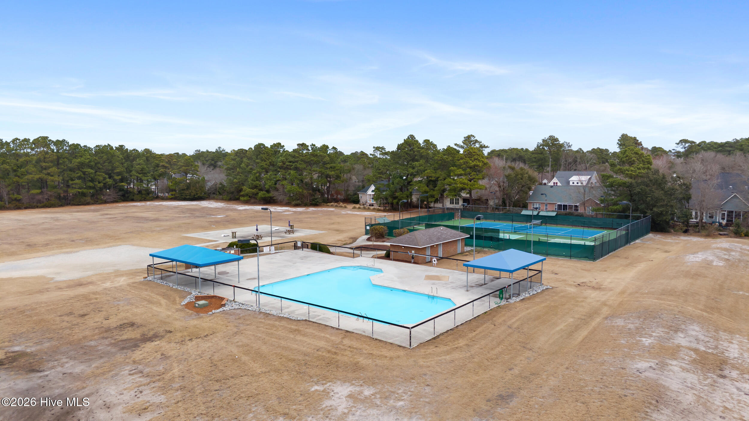 100557722 | Photo 56