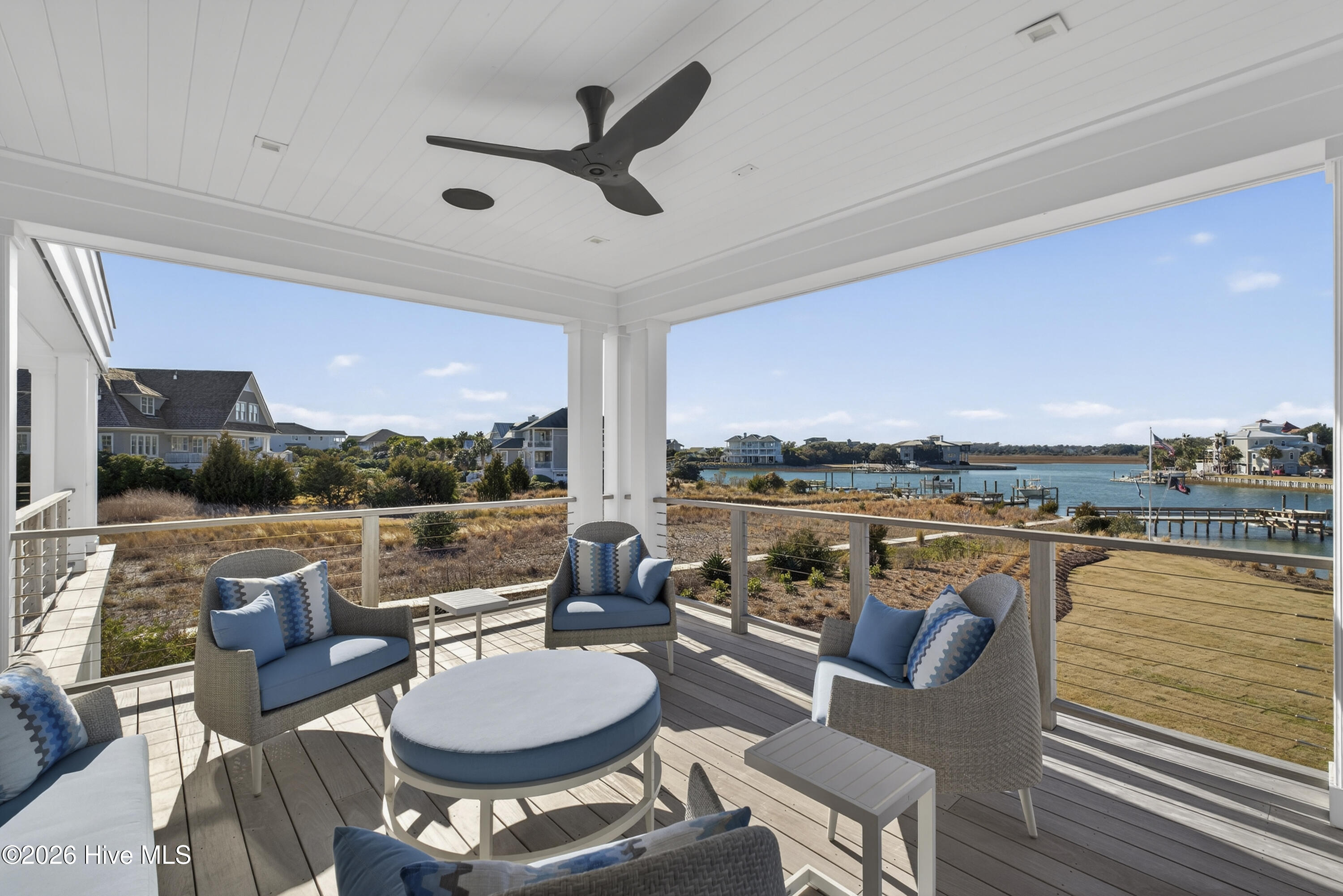 100557560 | Photo 12