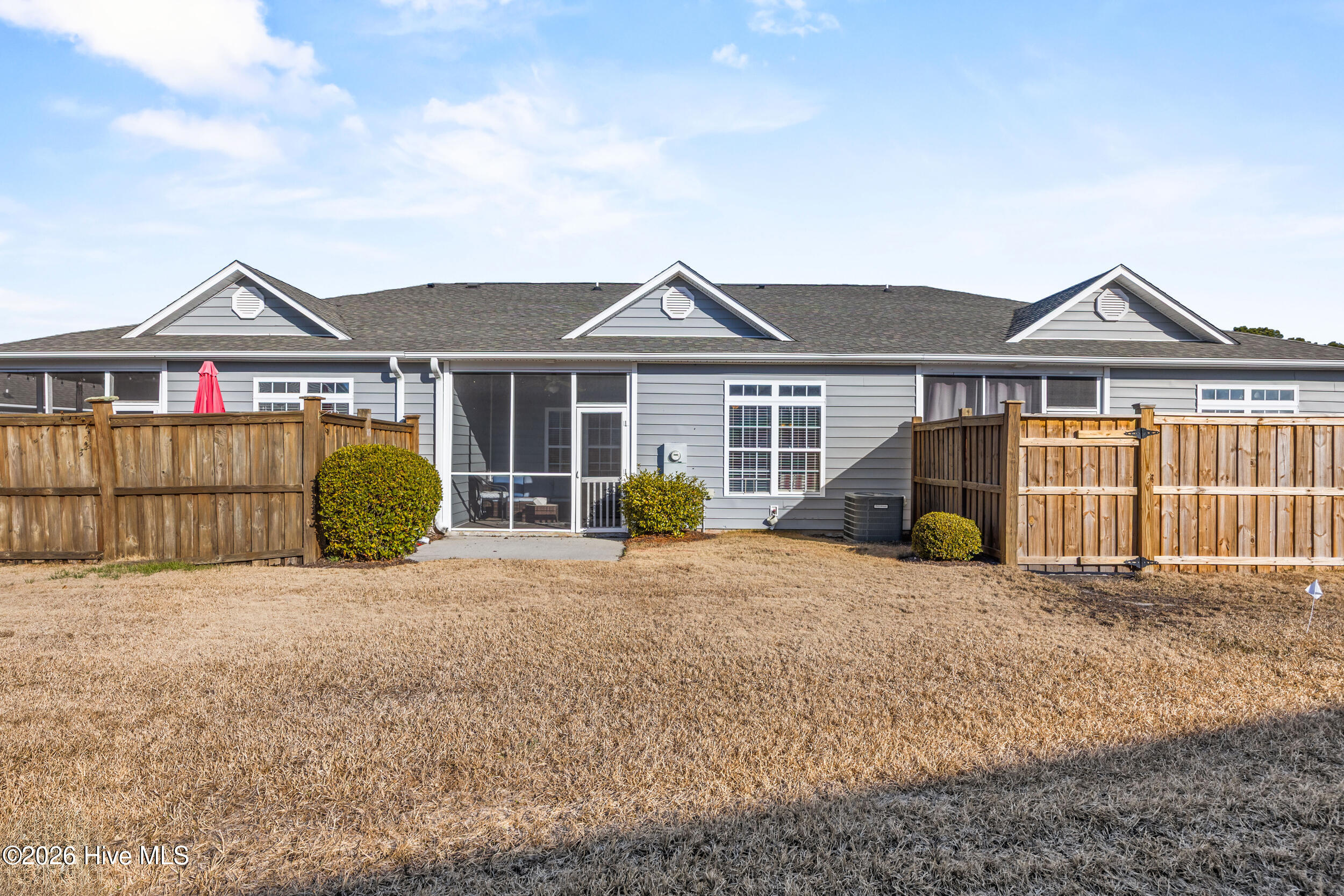 100559872 | Photo 29