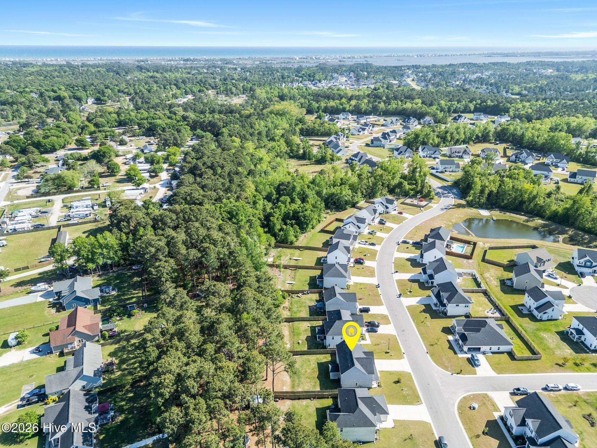 100570227 | Photo 61