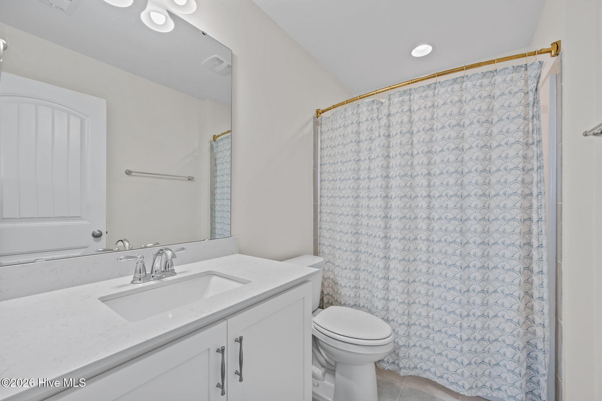 100554562 | Photo 28