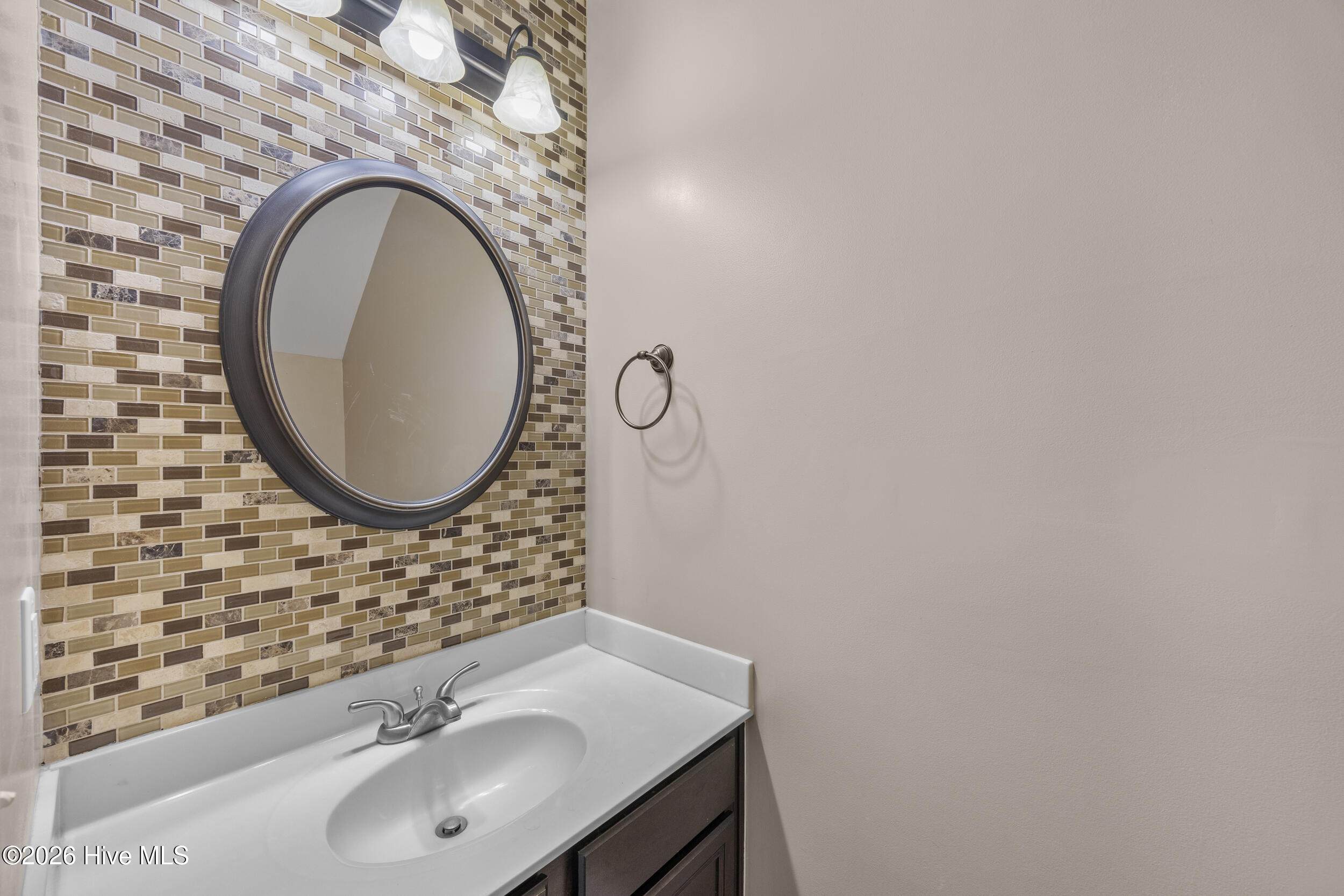 211 Wedgefield Circle,Maple Hill