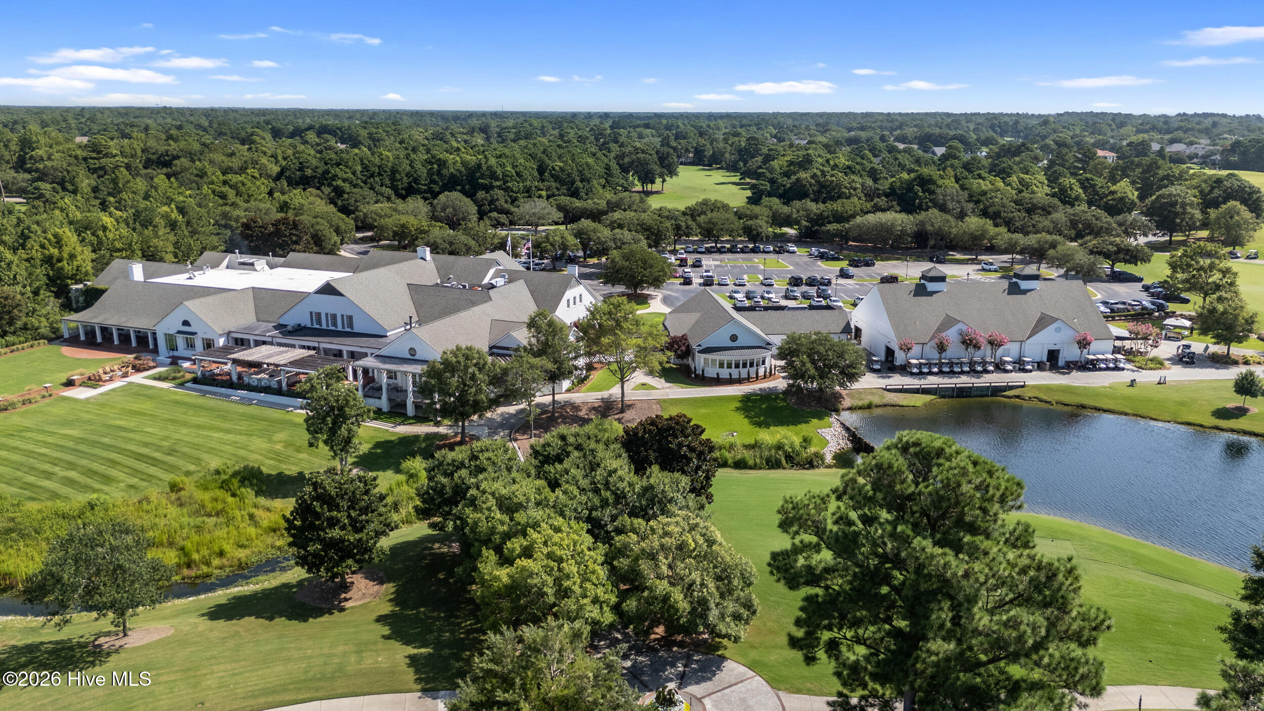 100558657 | Photo 82