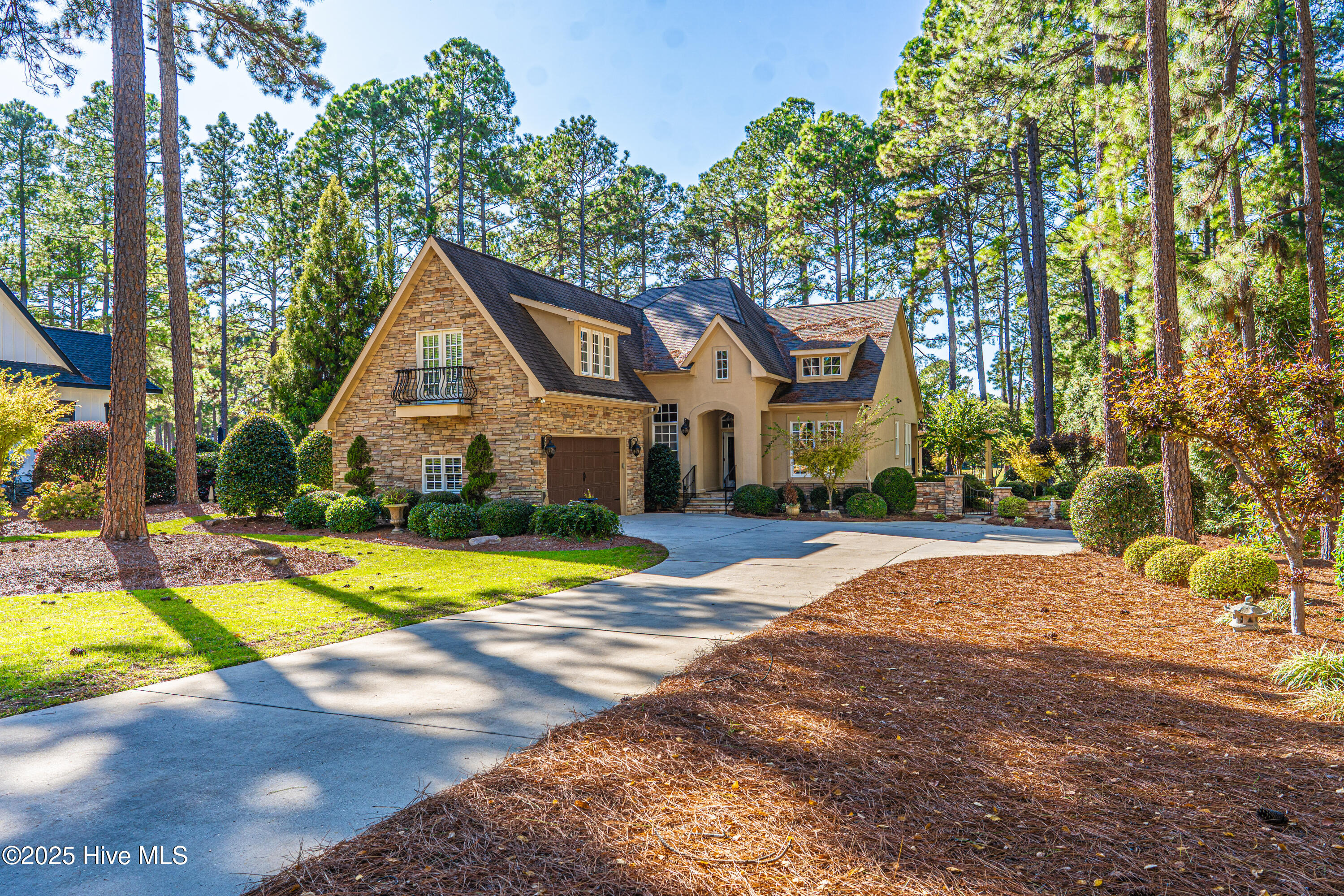 Homes for sale in Southern Pines, NC | 18 Augusta Dr, Southern Pines, NC 28387 | MLS# 100538590