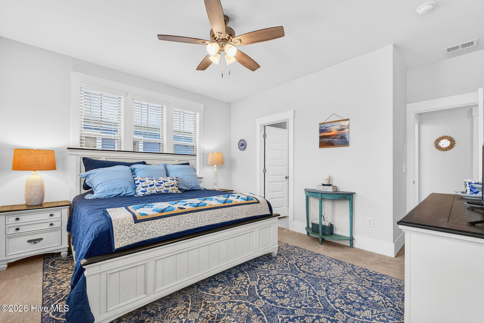 100553997 | Photo 17