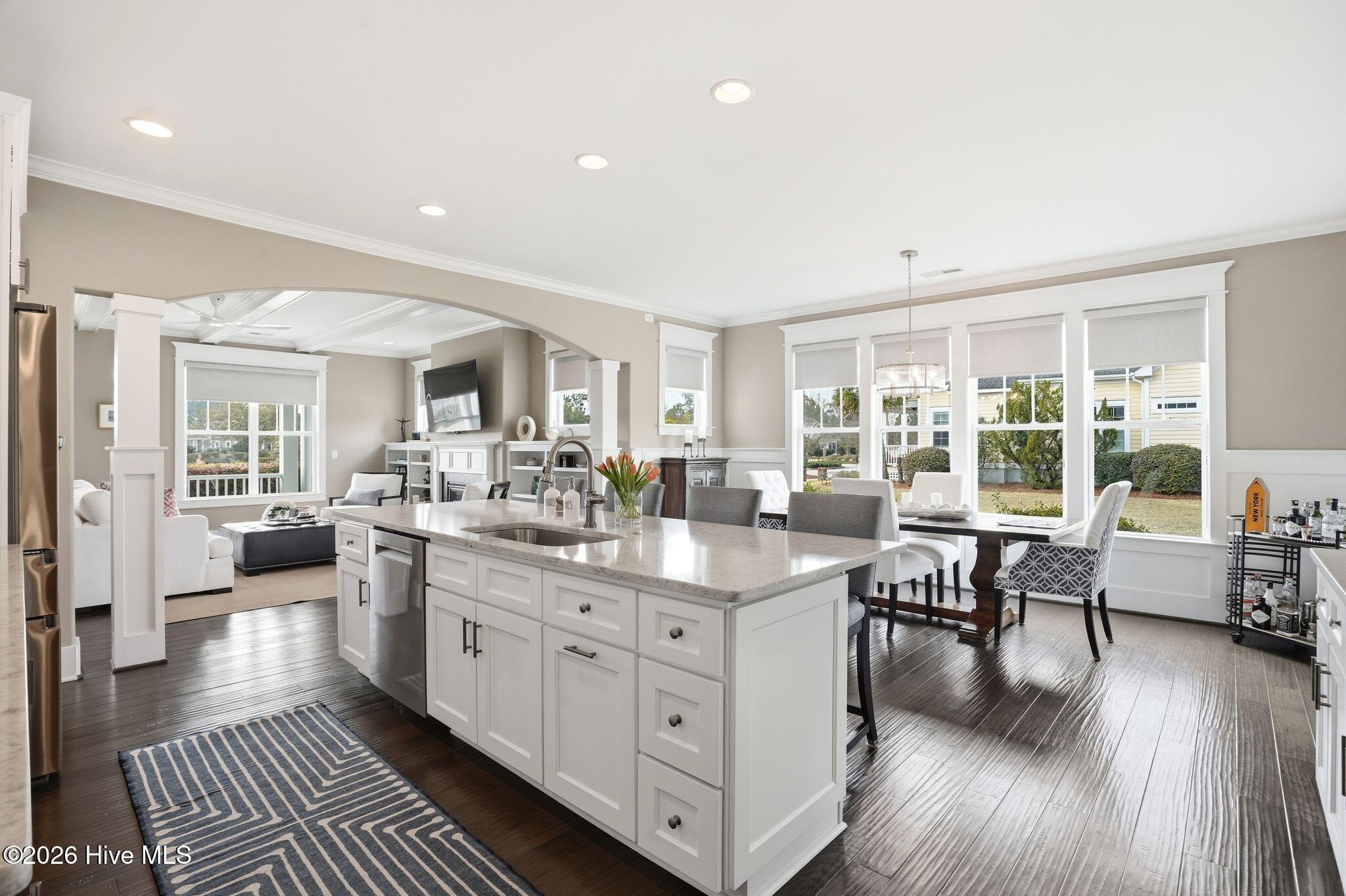 100559080 | Photo 22