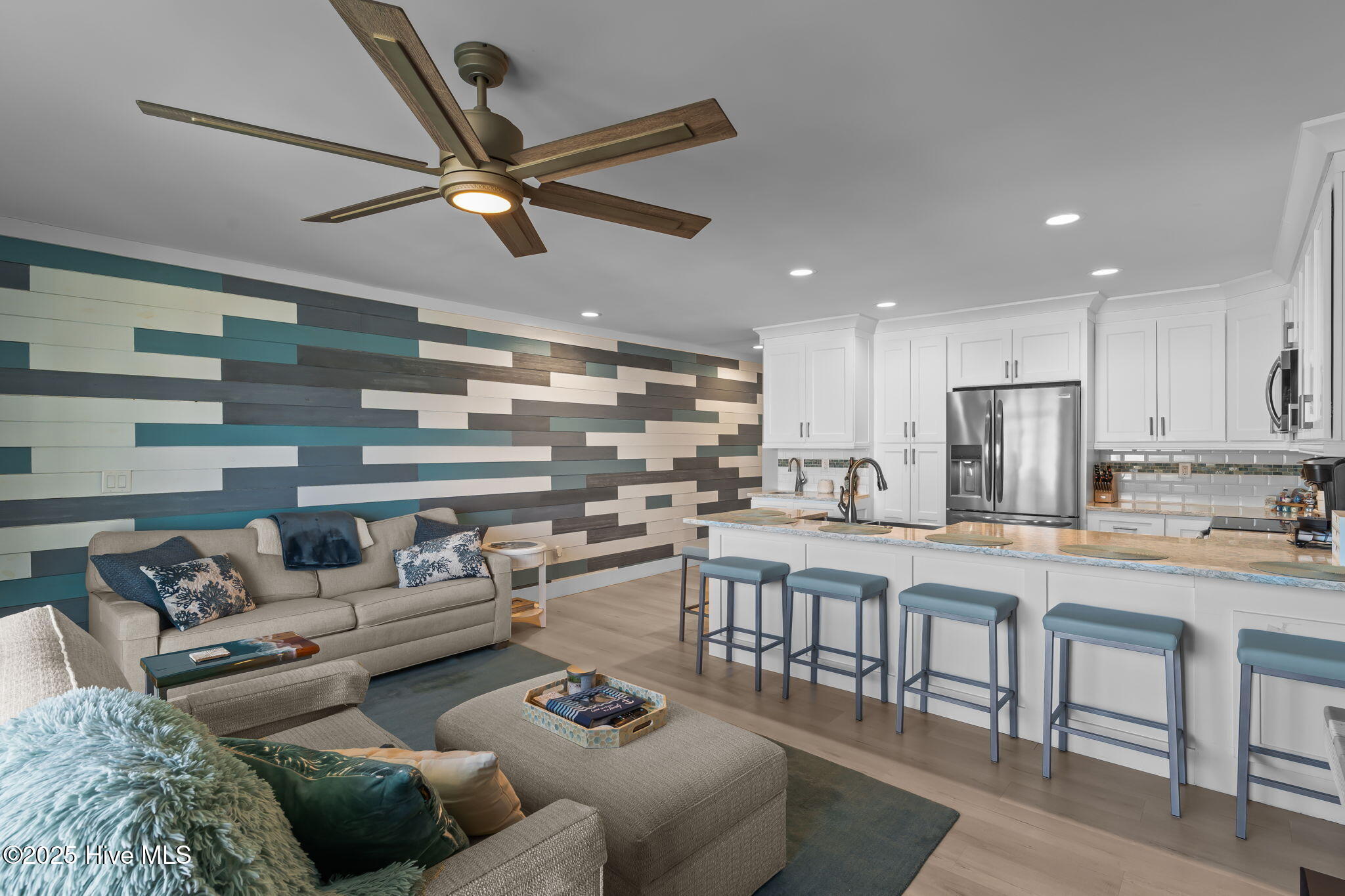1013 Carolina Beach Avenue N 3h, Carolina Beach, NC 28428 – photo 15: 25-web-or-mls-BTS04789