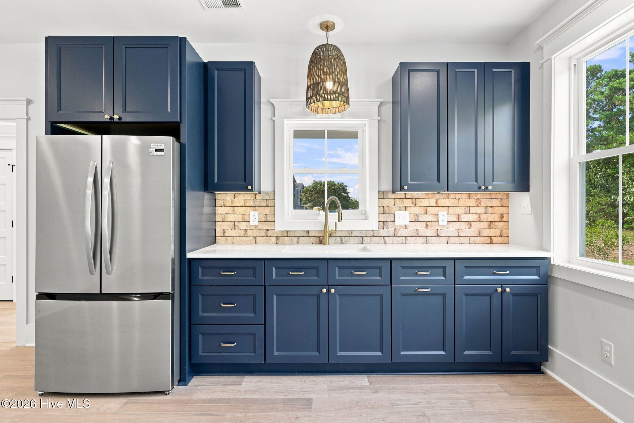 244 Colleton Square,Newport