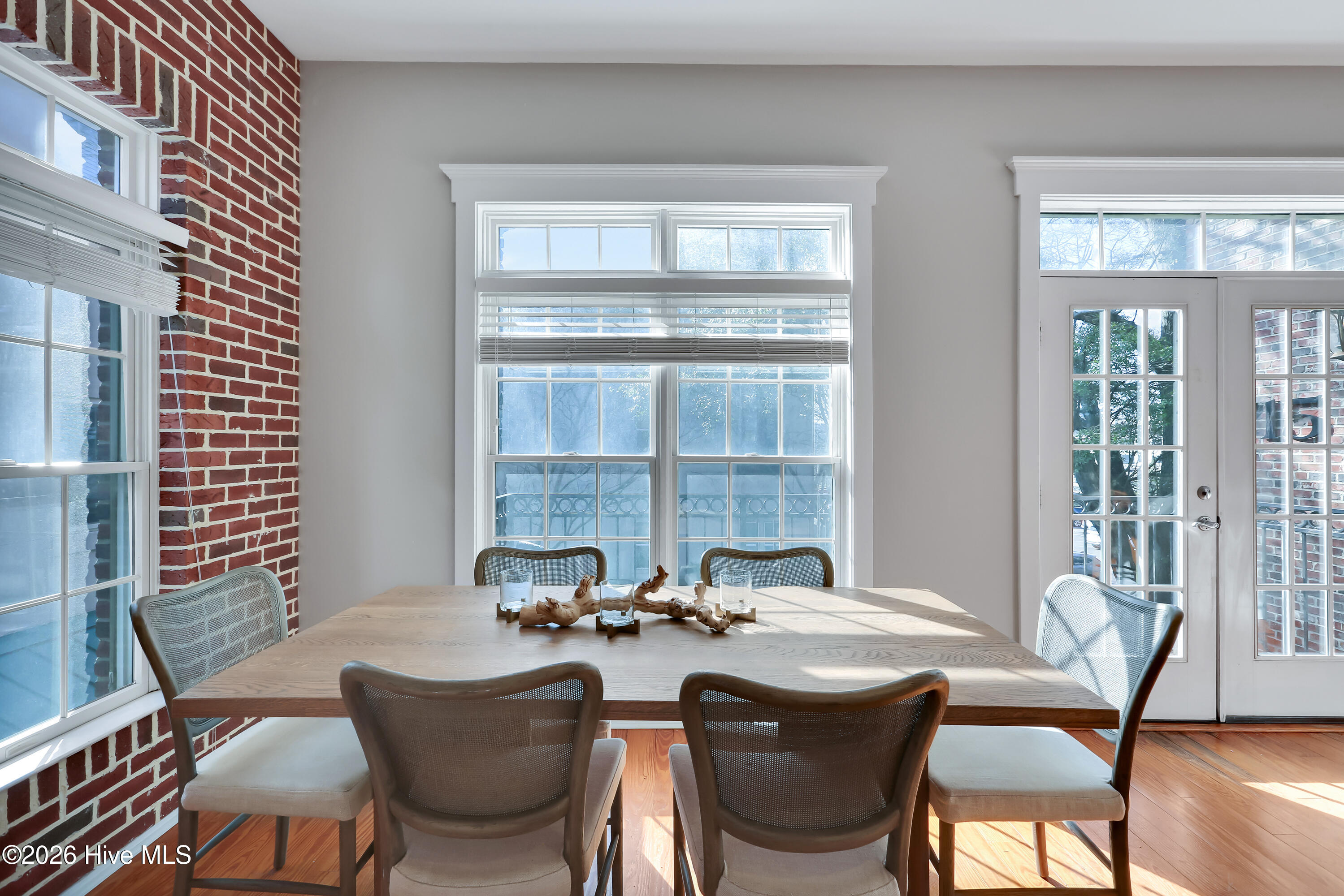 100553344 | Photo 17