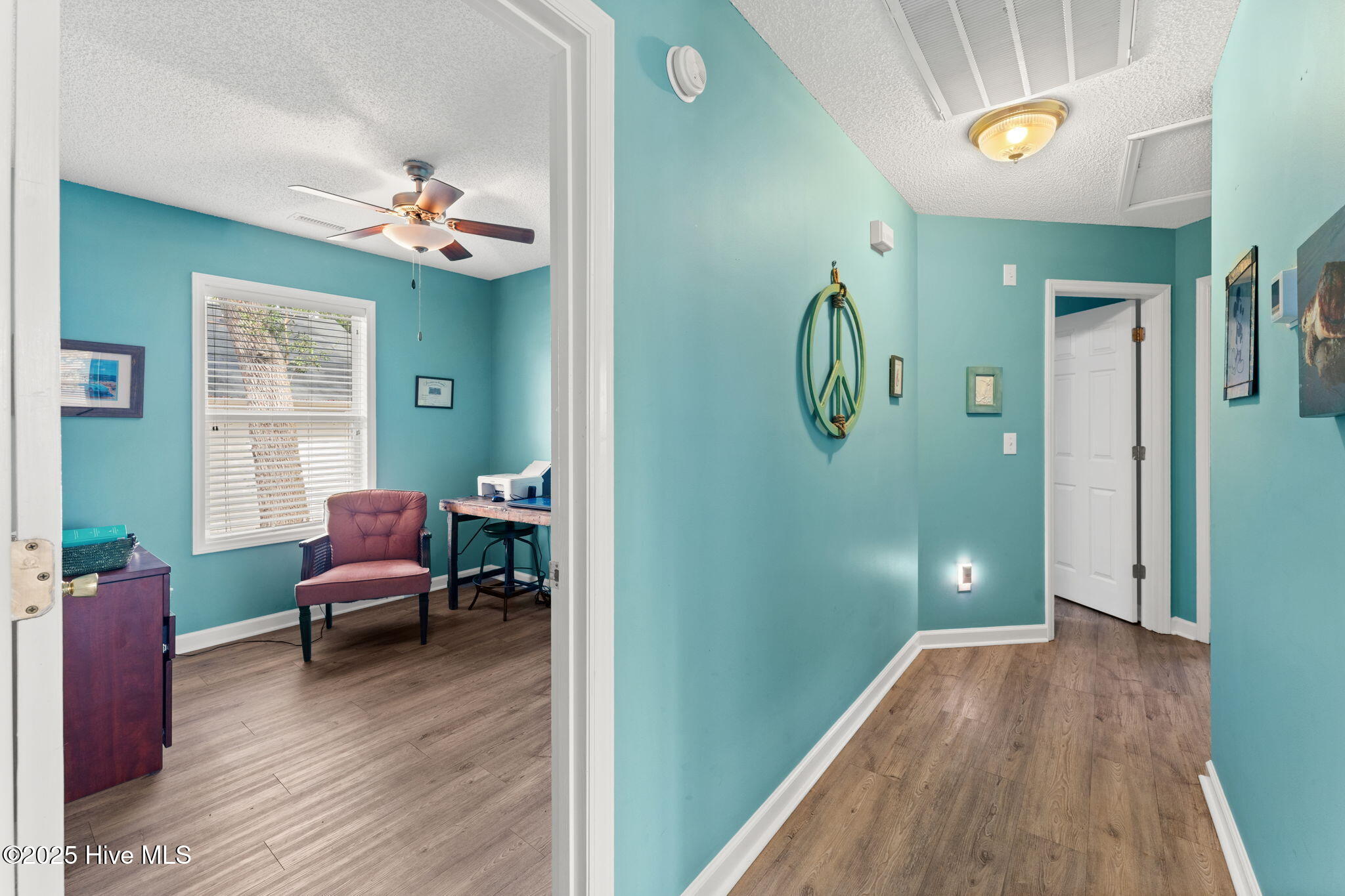 100531343 | Photo 12