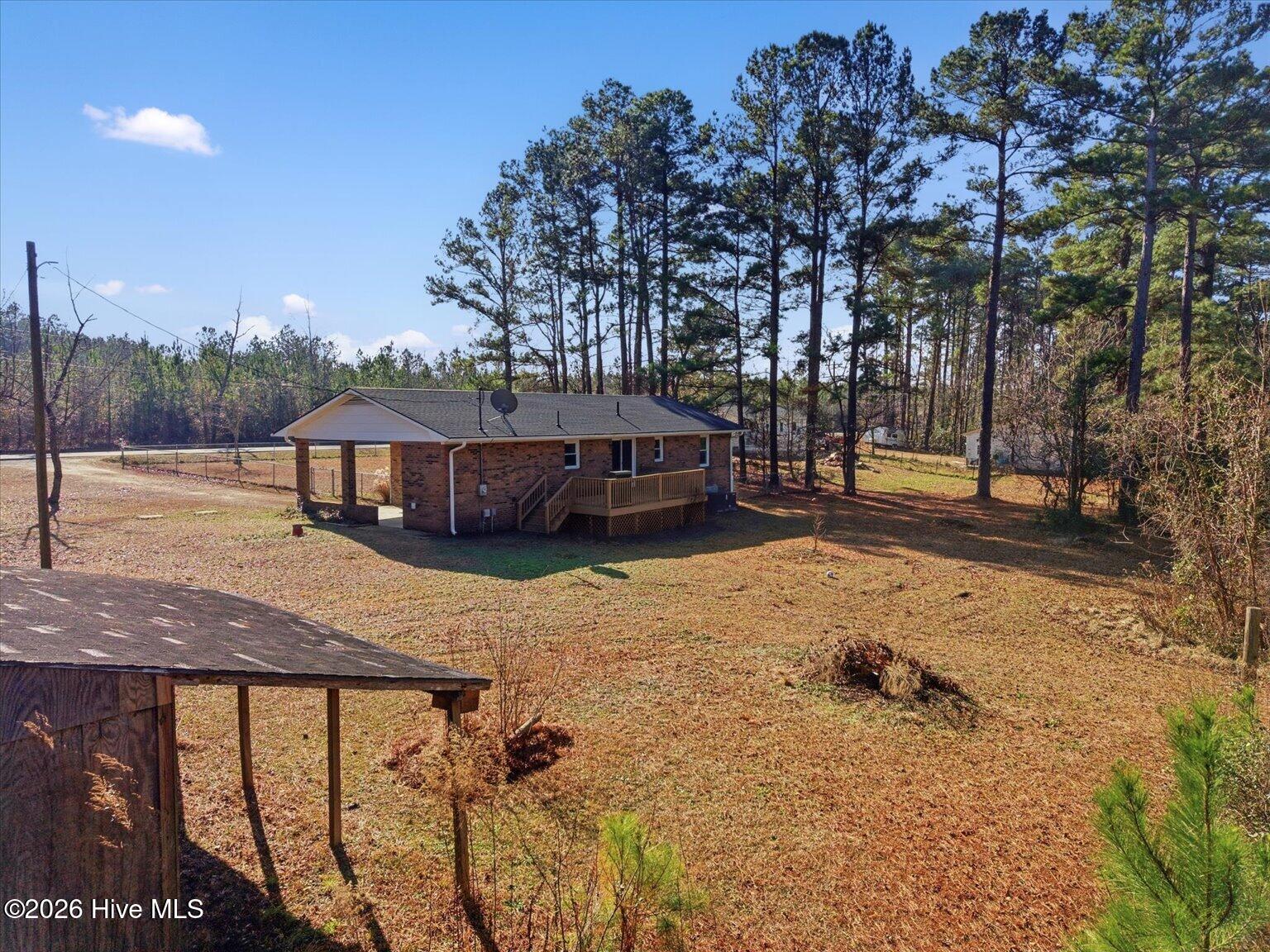 100548025 | Photo 40