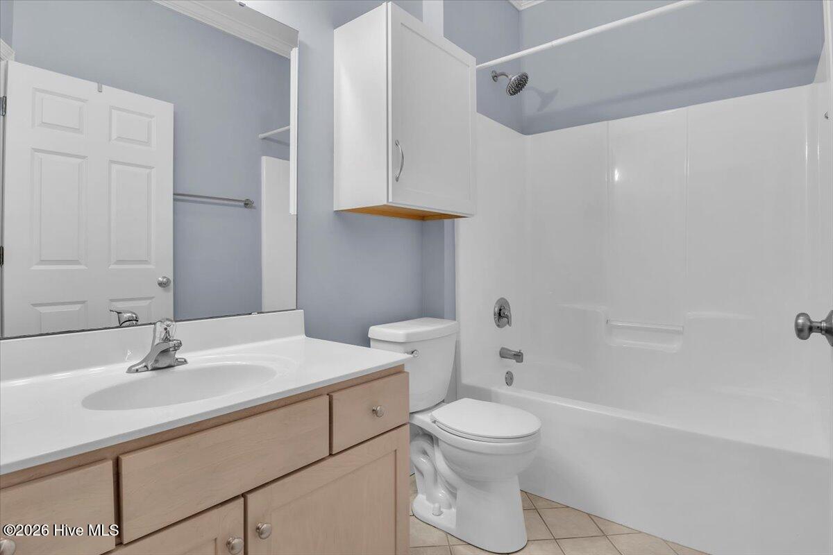 100547572 | Photo 35