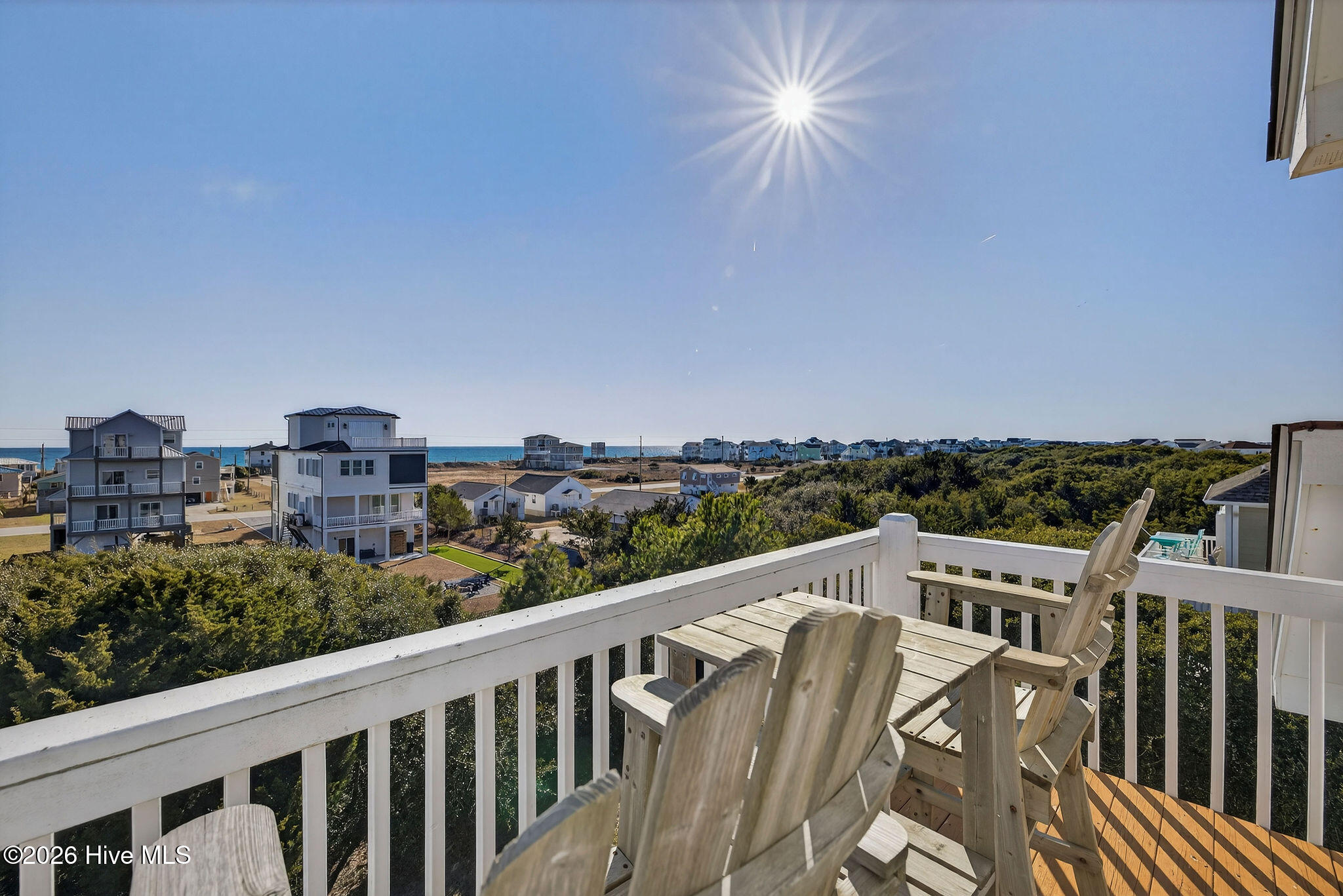 100549584 | Photo 11