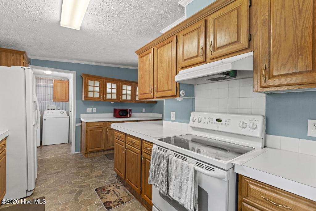 100570291 | Photo 10