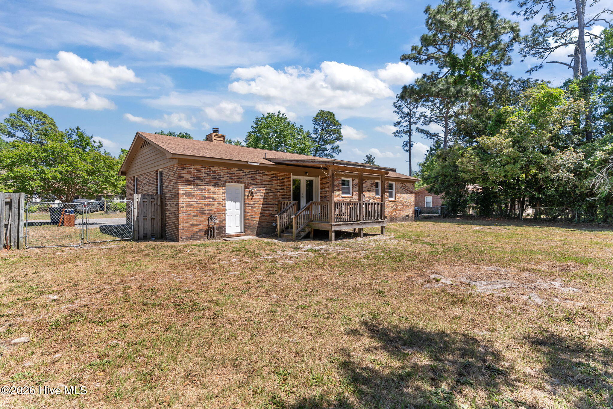 100569090 | Photo 29